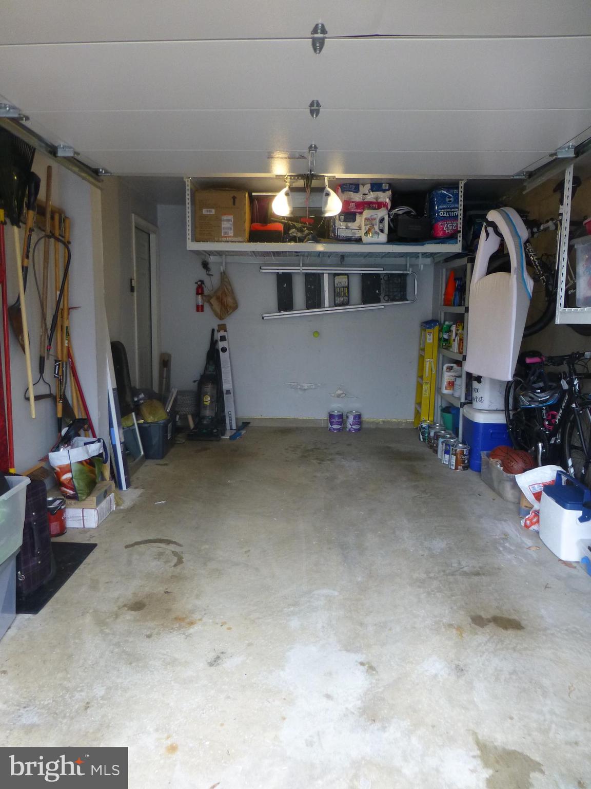 RIVER OAKS - Residential