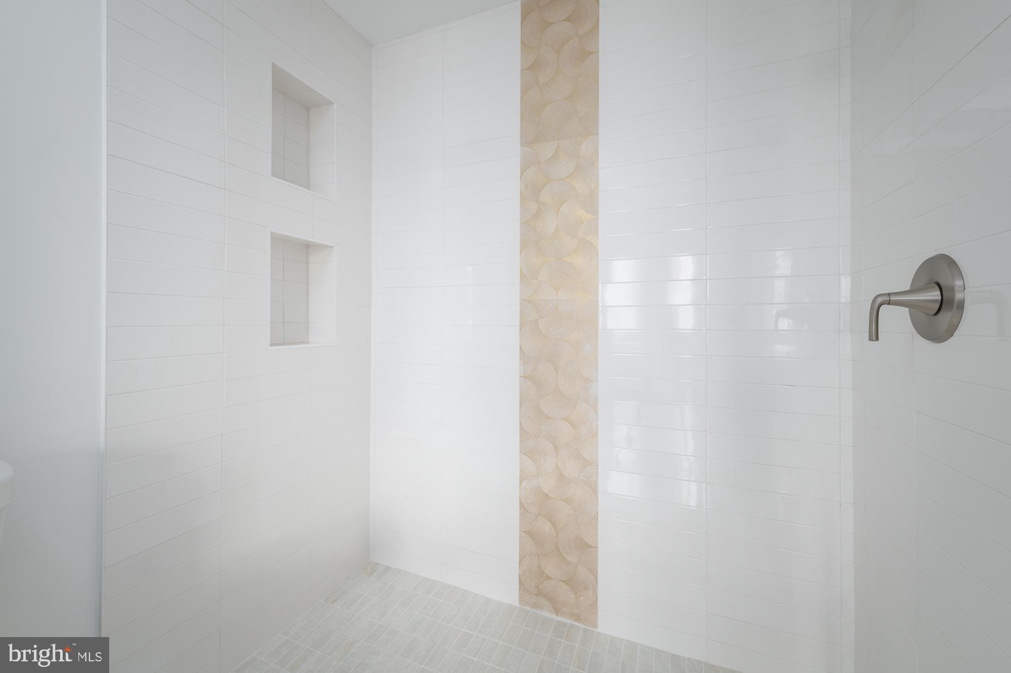 HIGHLANDTOWN - Residential