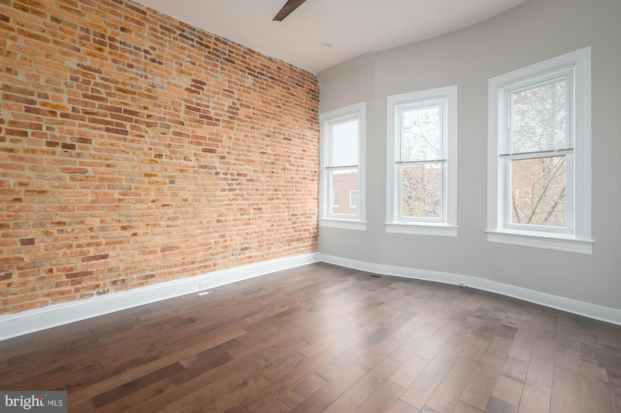 HIGHLANDTOWN - Residential