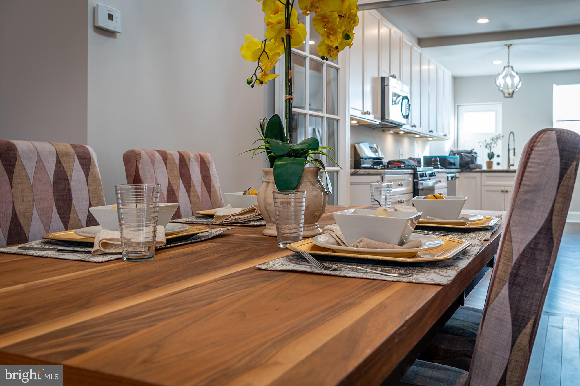 HIGHLANDTOWN - Residential