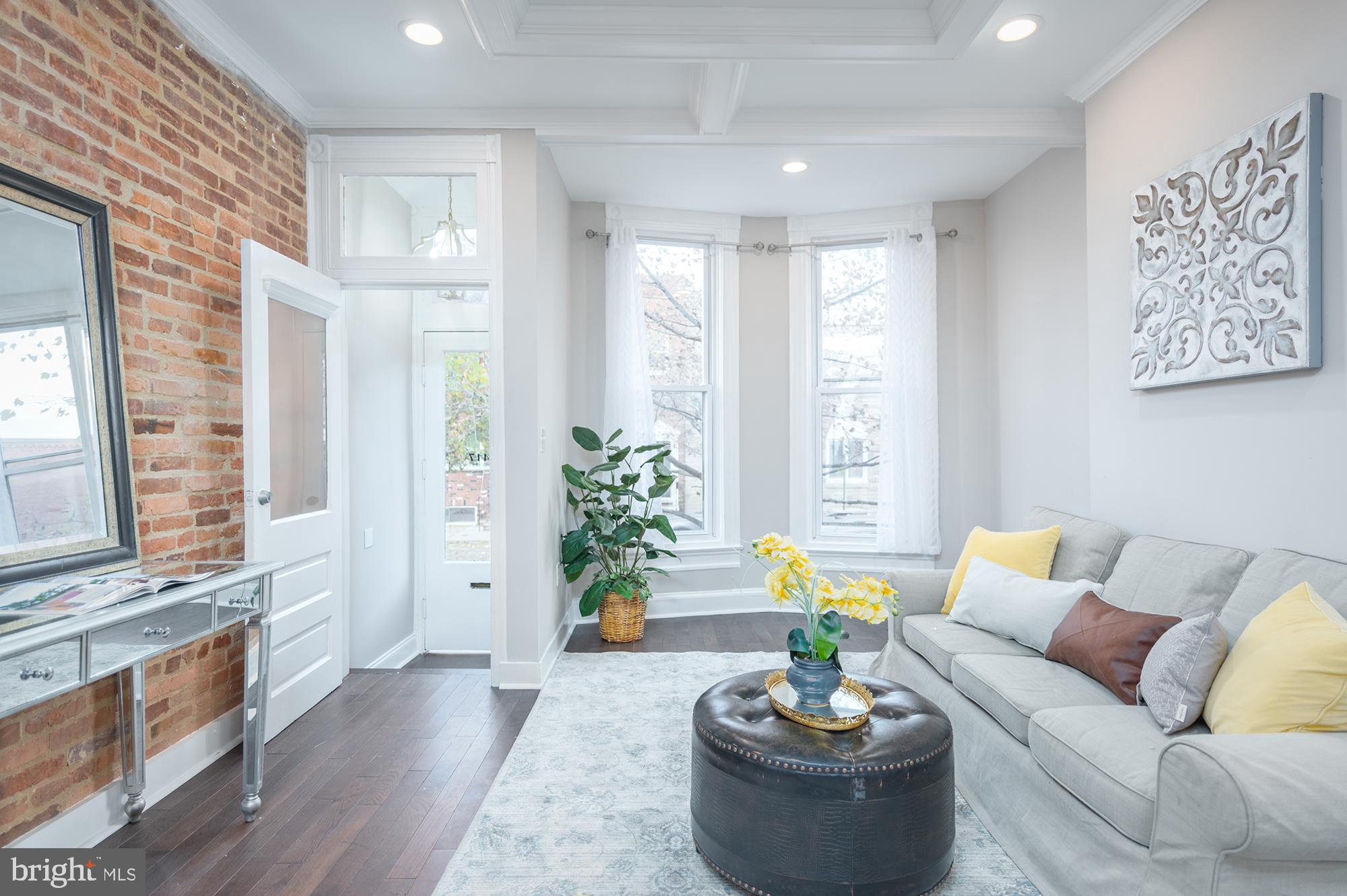 HIGHLANDTOWN - Residential