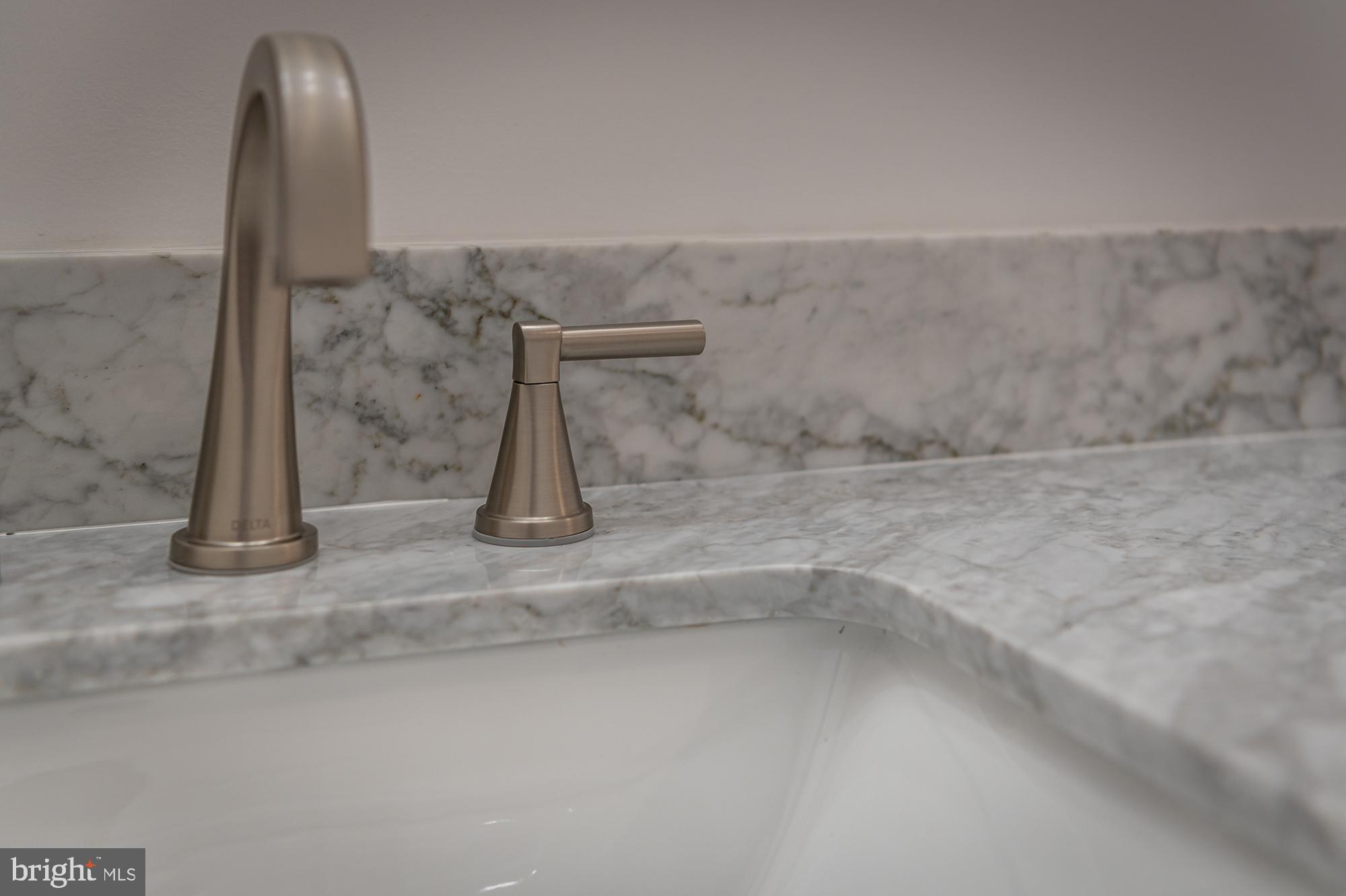 HIGHLANDTOWN - Residential