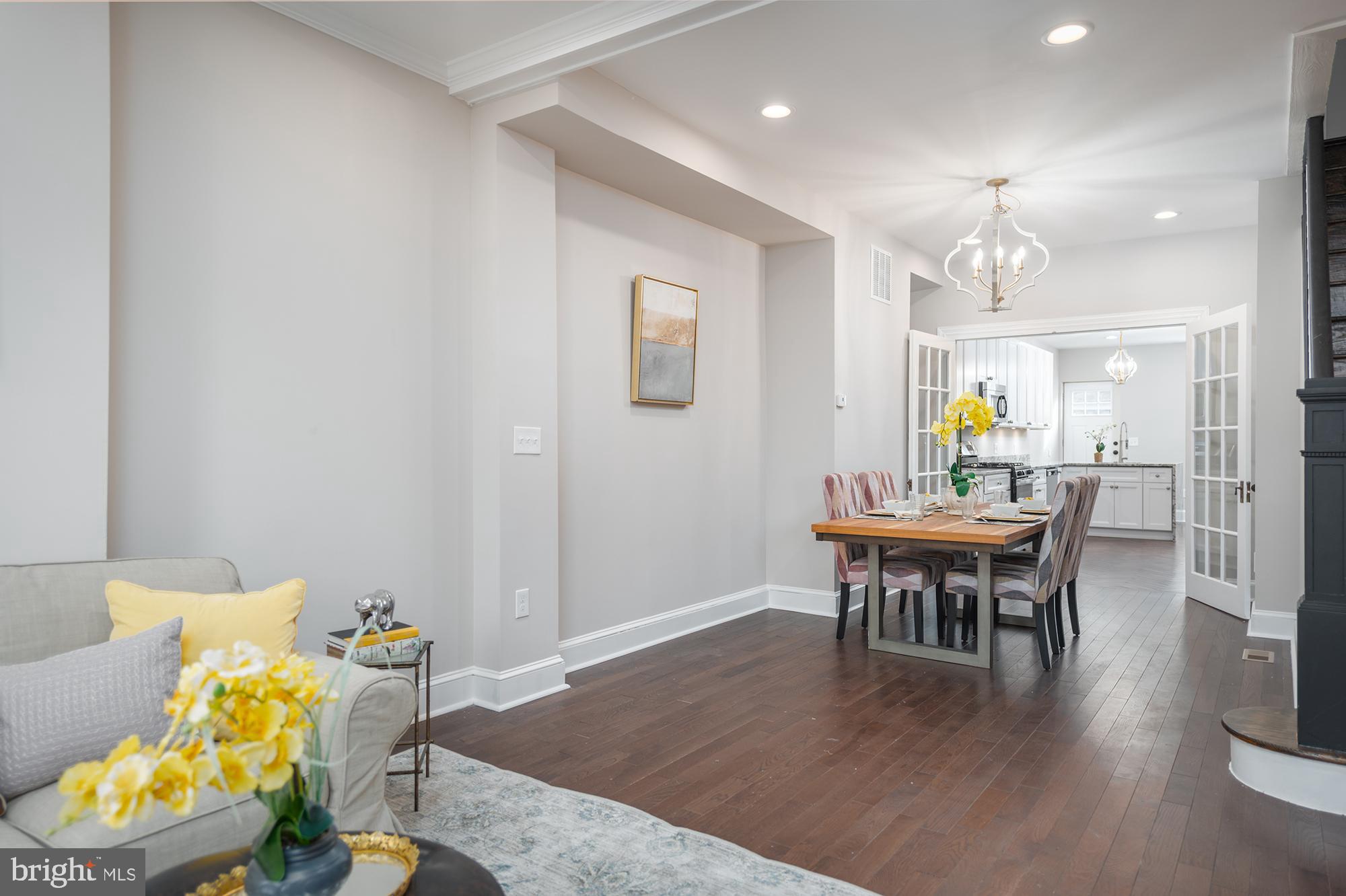 HIGHLANDTOWN - Residential