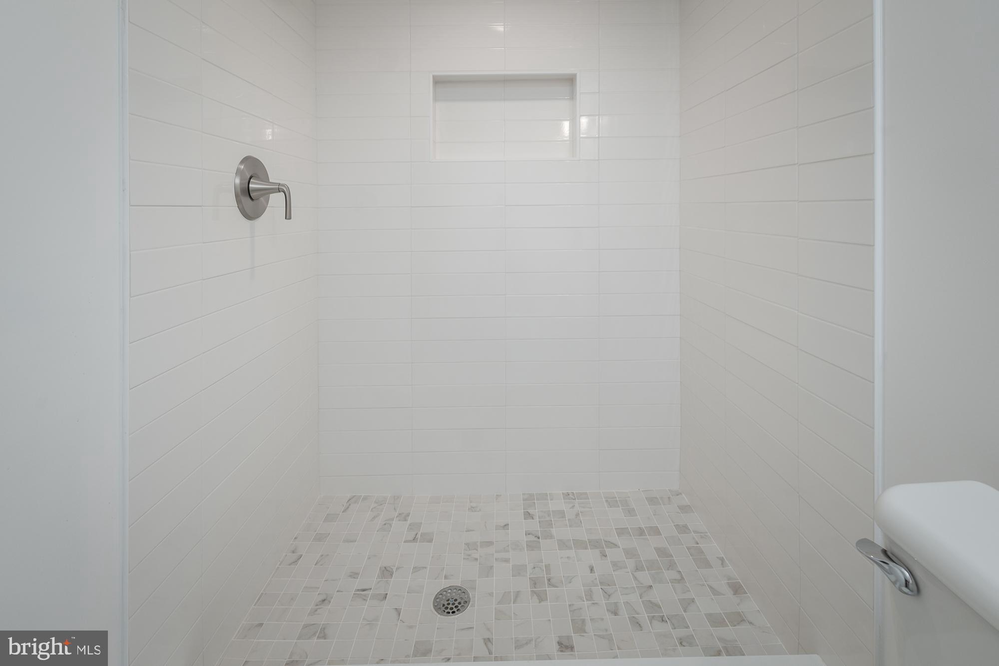 HIGHLANDTOWN - Residential