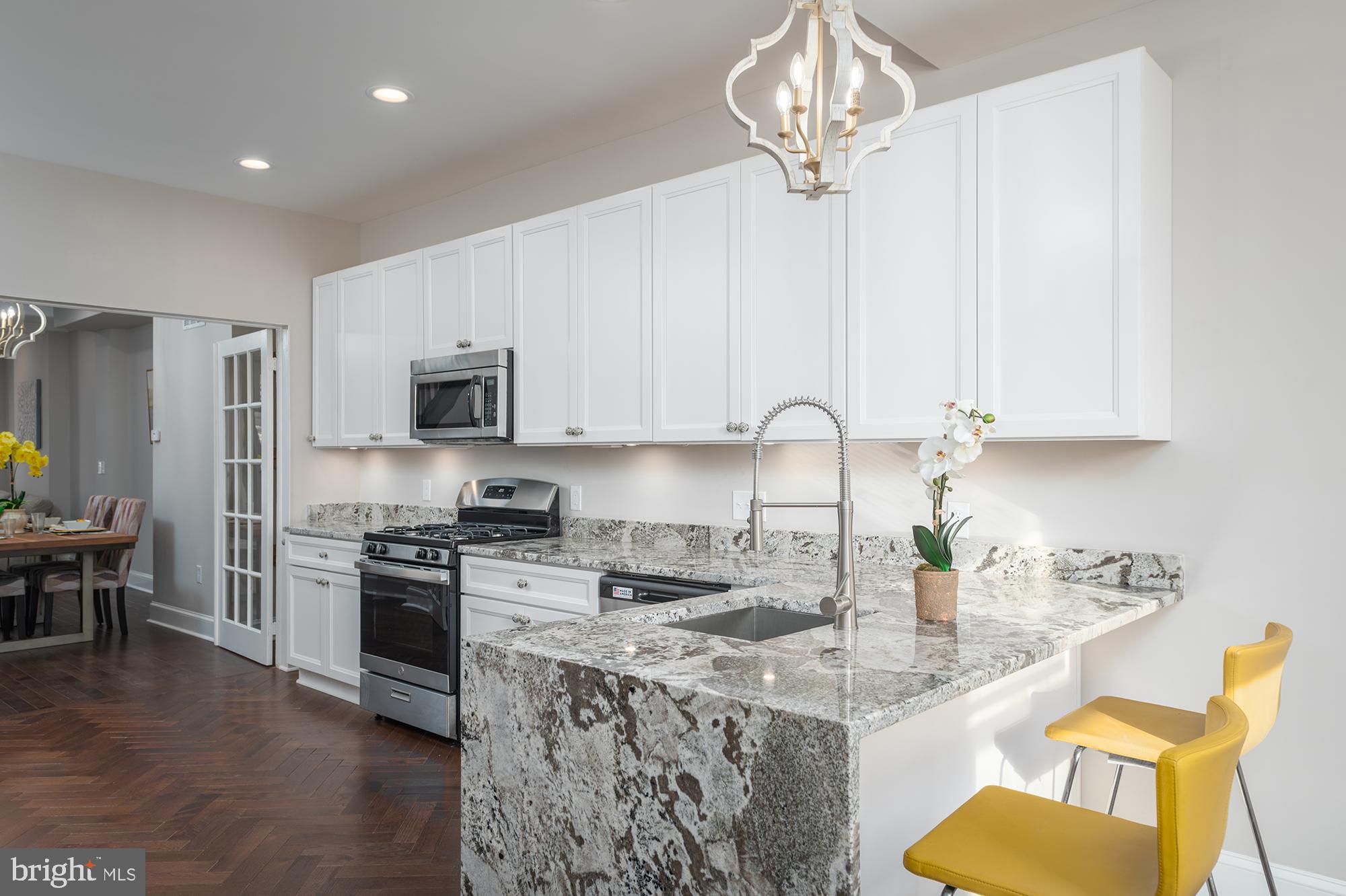 HIGHLANDTOWN - Residential