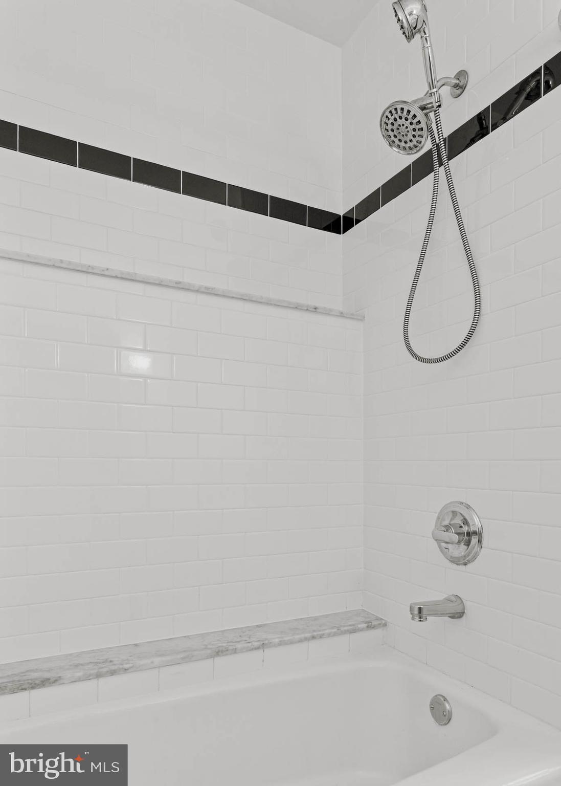 UNIVERSITY CITY - Residential