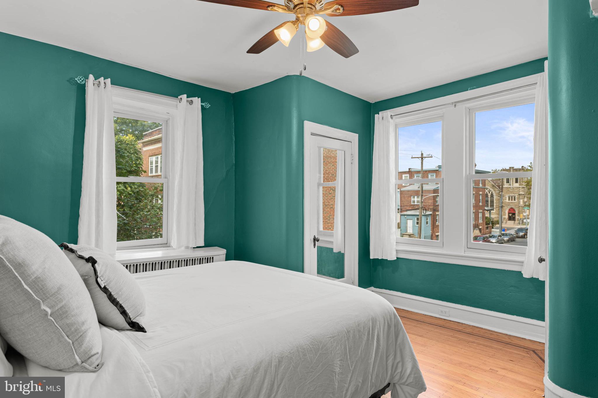 UNIVERSITY CITY - Residential