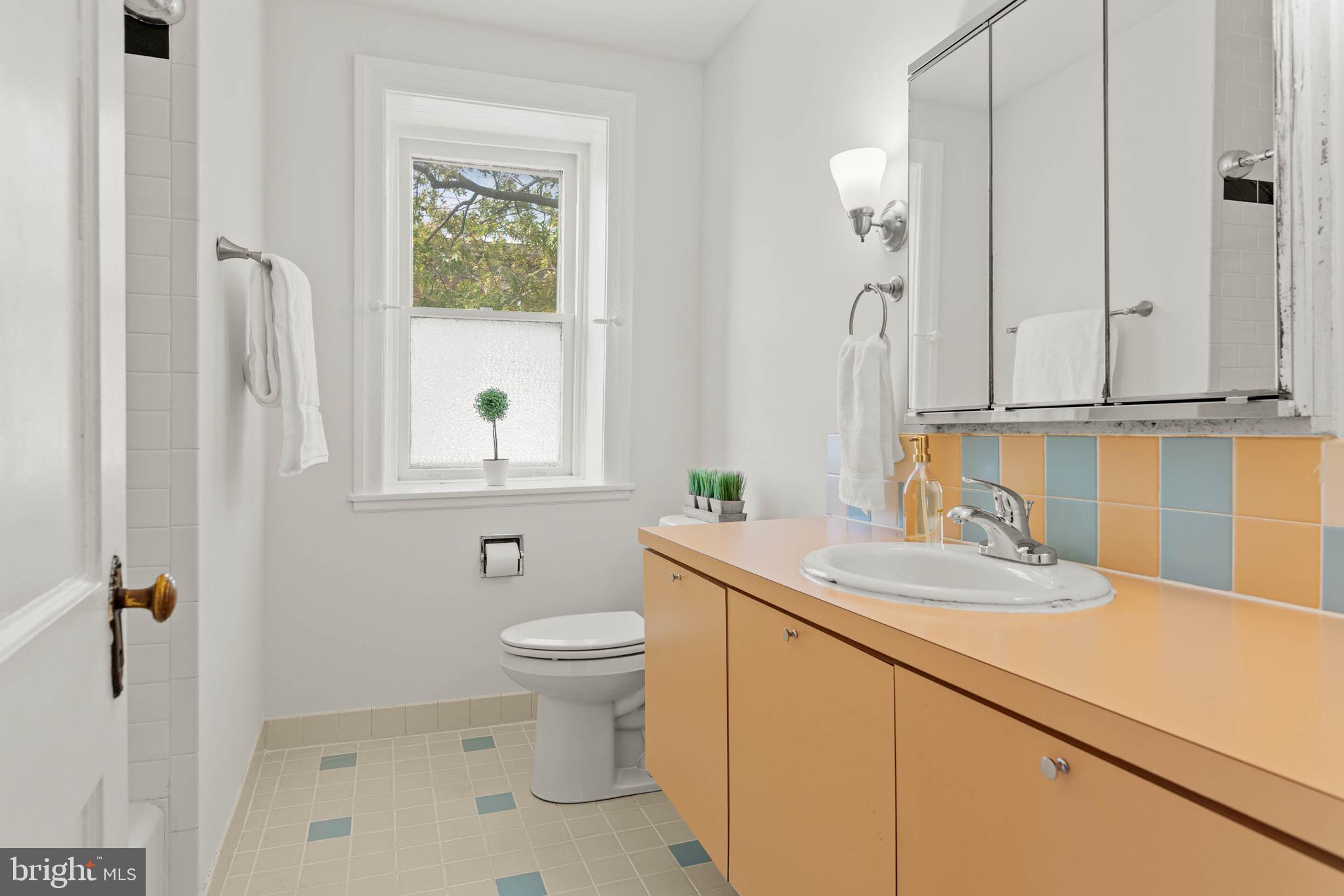 UNIVERSITY CITY - Residential