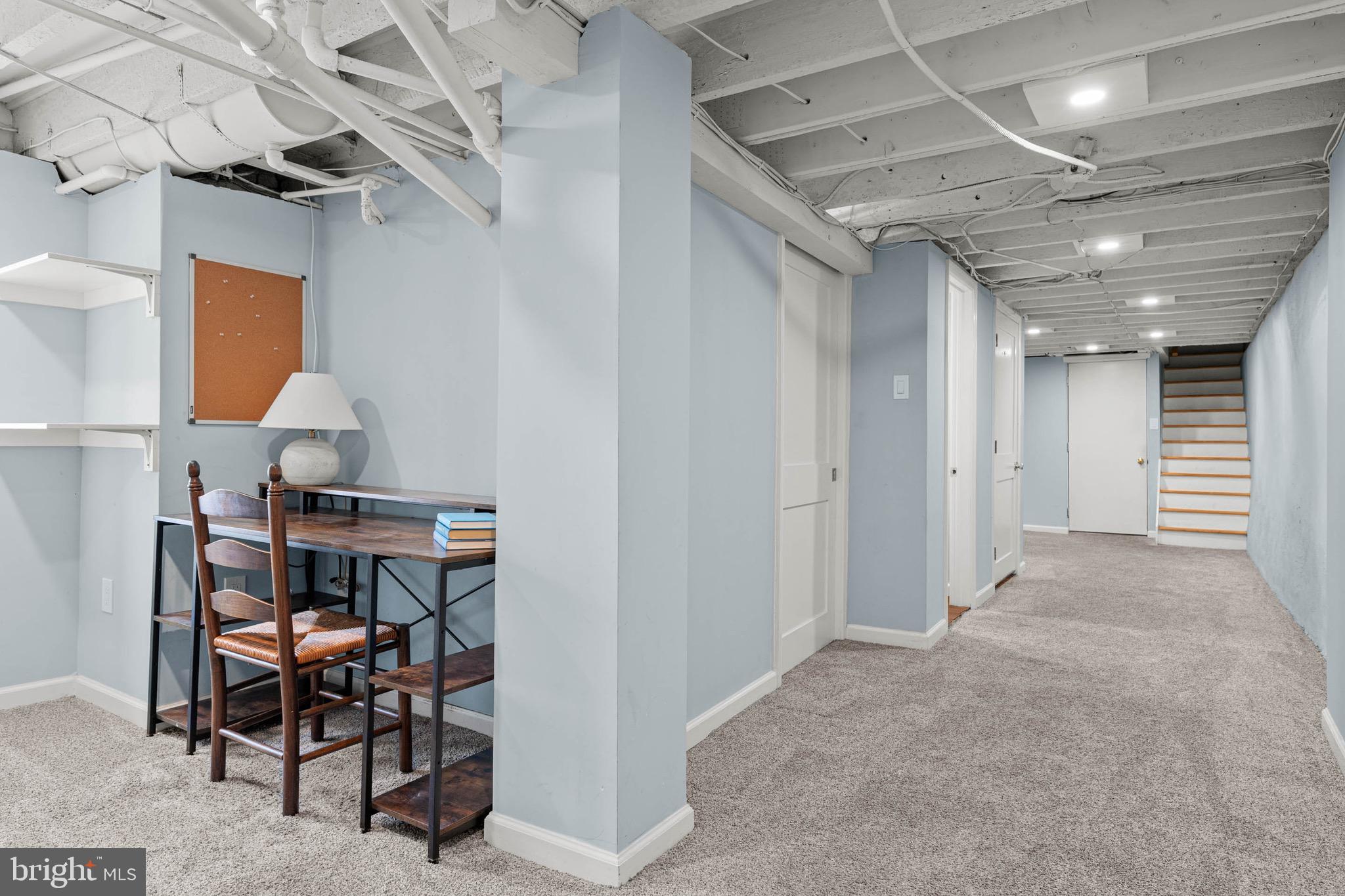 UNIVERSITY CITY - Residential