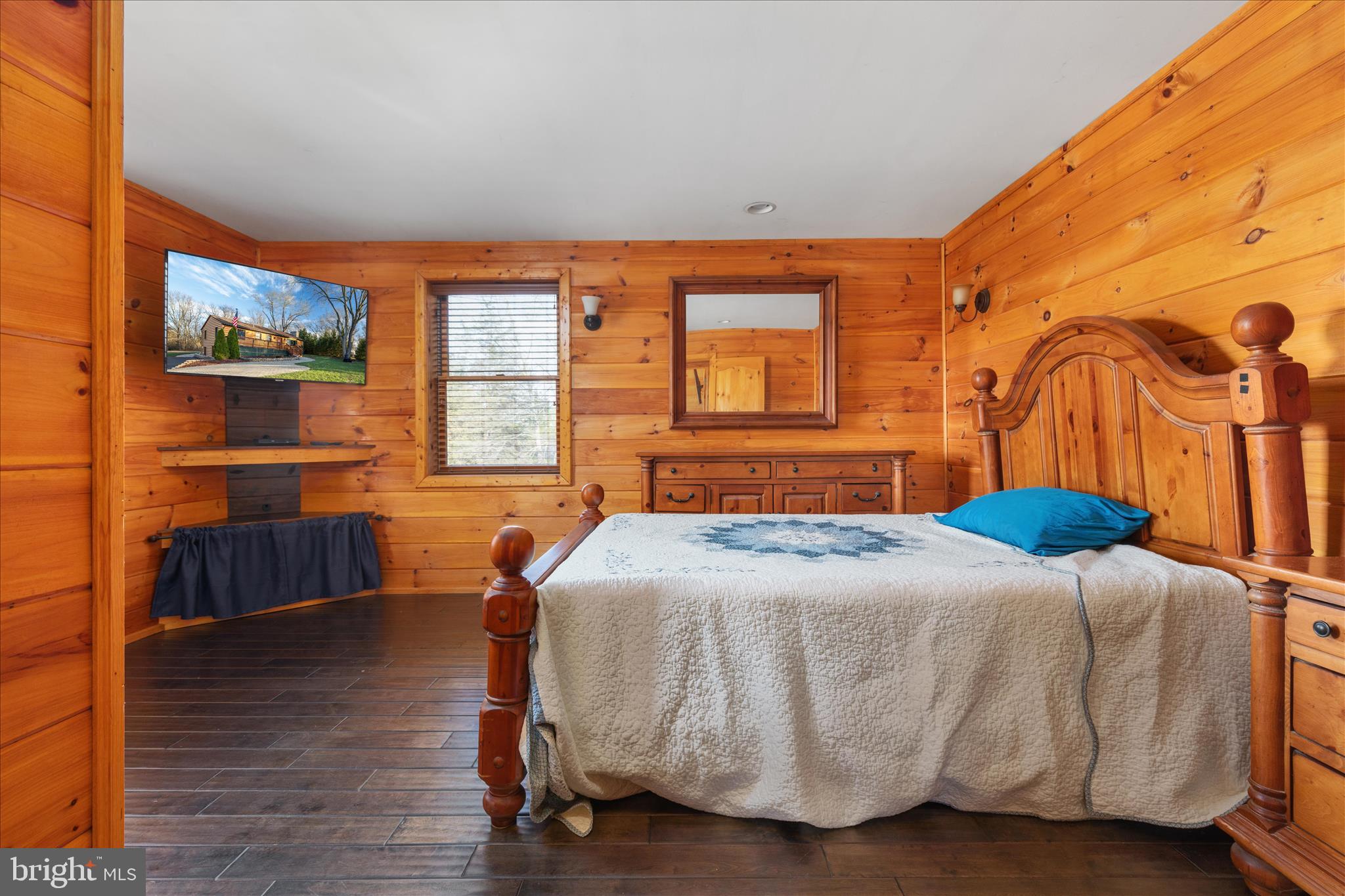 OPEQUON ESTATES - Residential