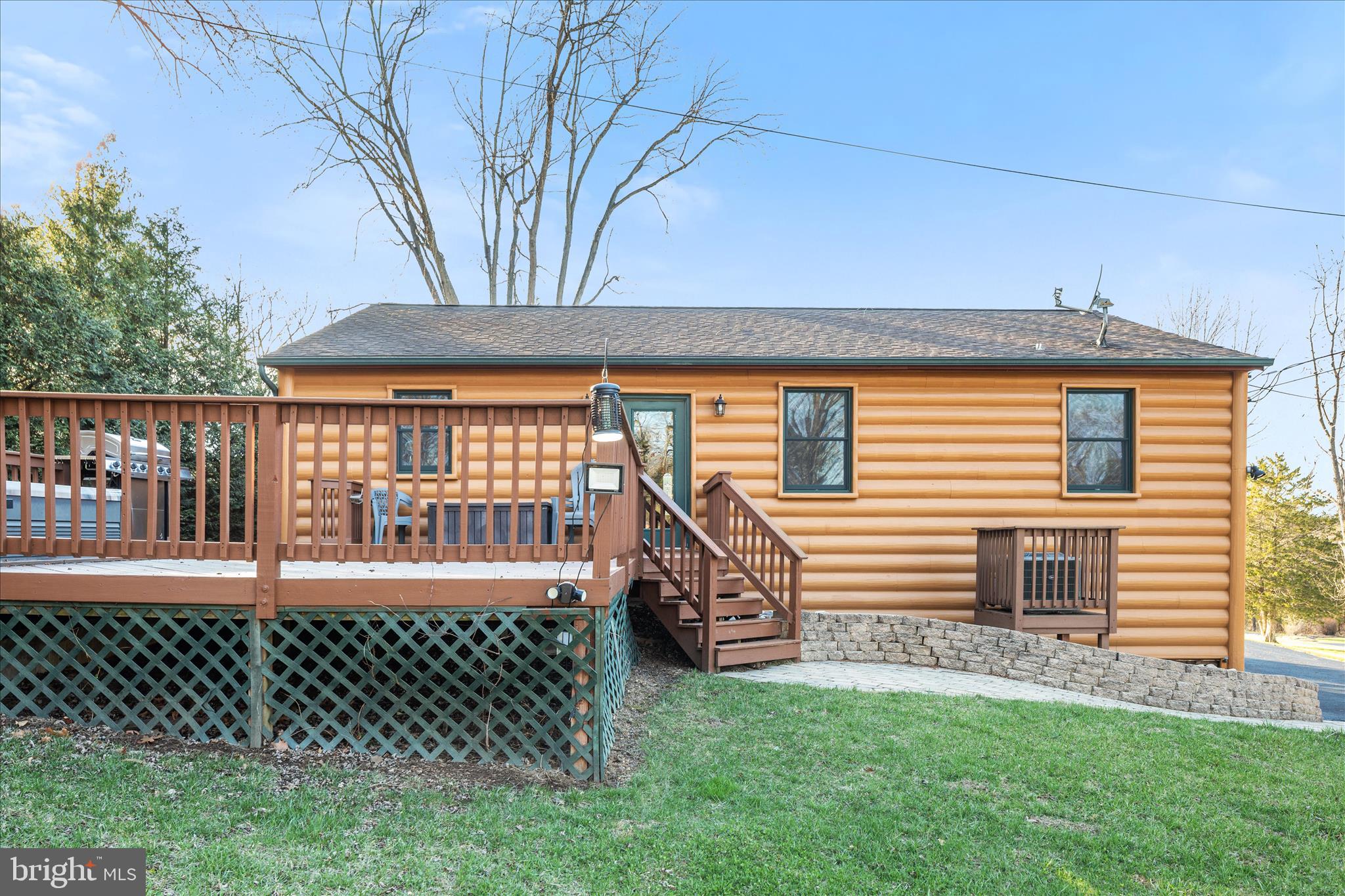 OPEQUON ESTATES - Residential