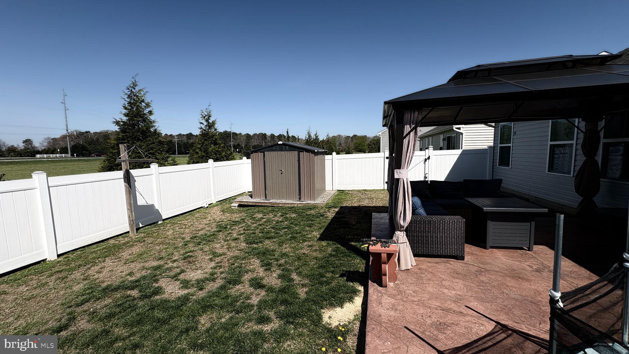 MILFORD PONDS - Residential