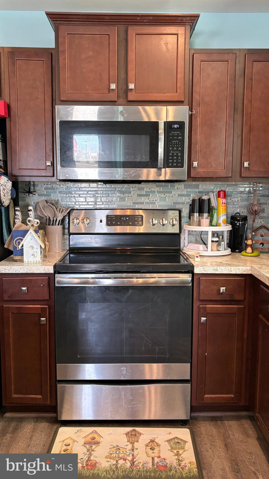 MILFORD PONDS - Residential