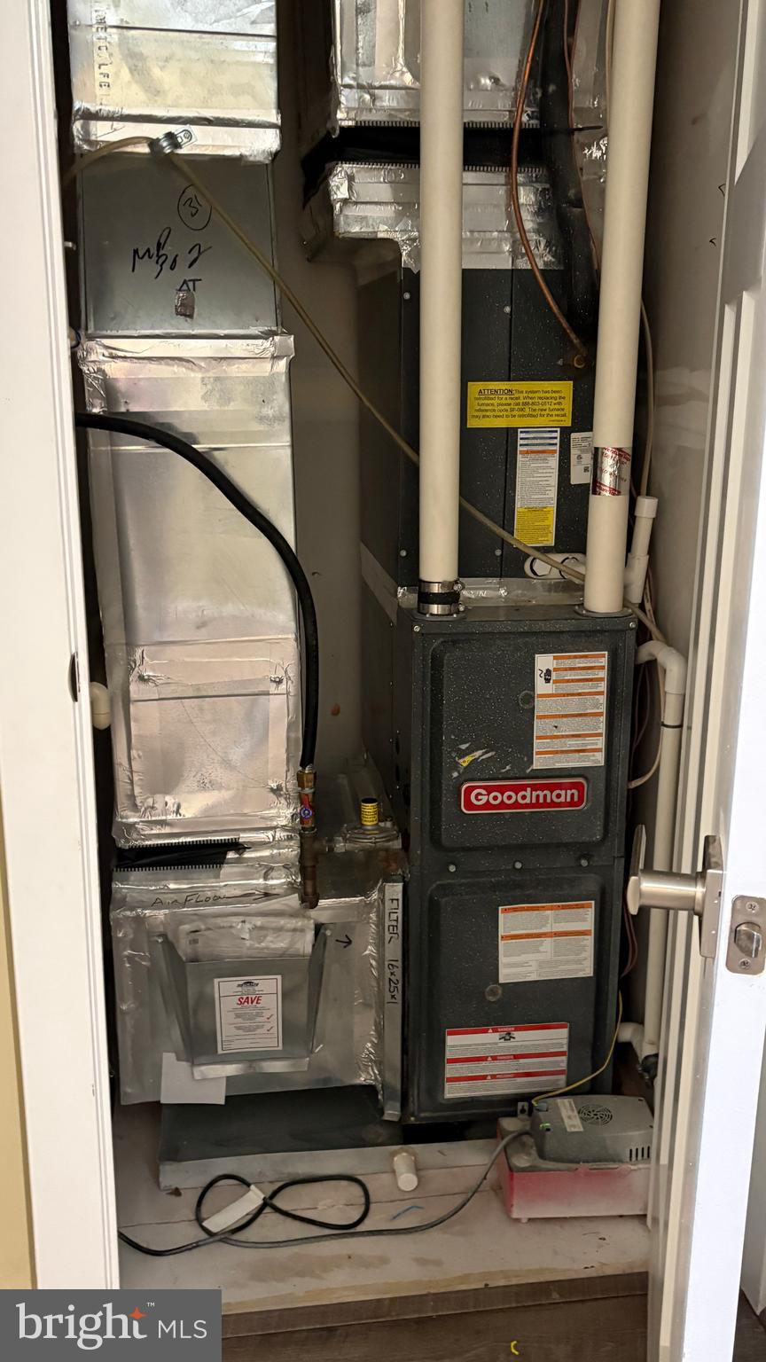 MILFORD PONDS - Residential