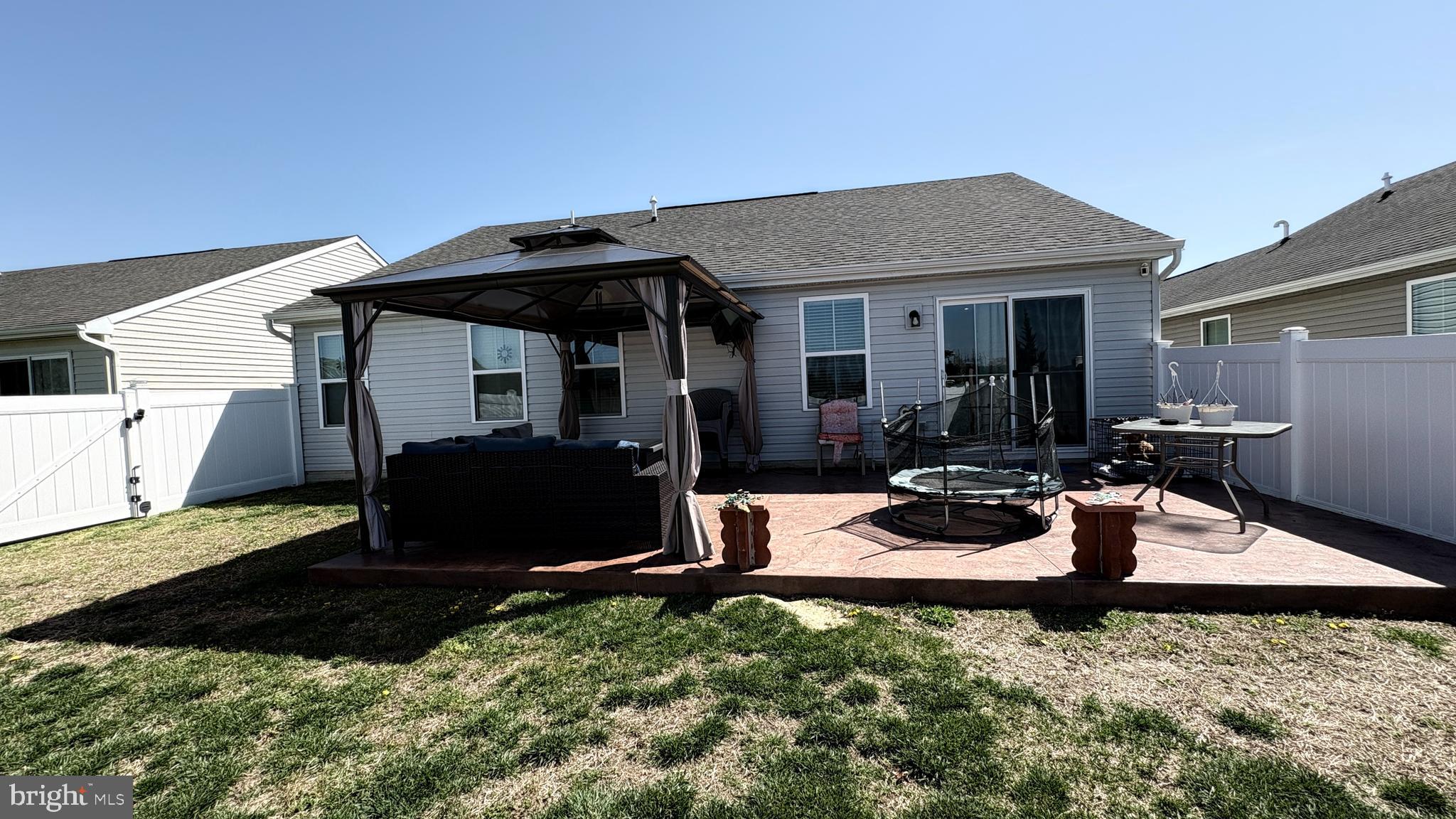 MILFORD PONDS - Residential
