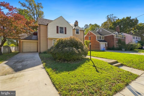 Photo of 2620 Colston Drive, CHEVY CHASE, MD 20815 (MLS # MDMC2260562)
