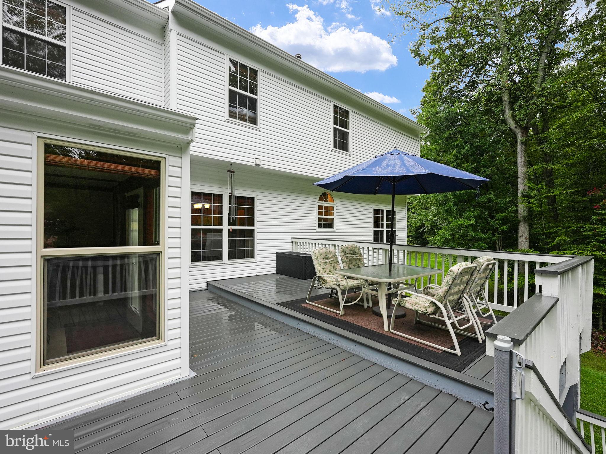 WILLIAMSBURG ESTATES - Residential