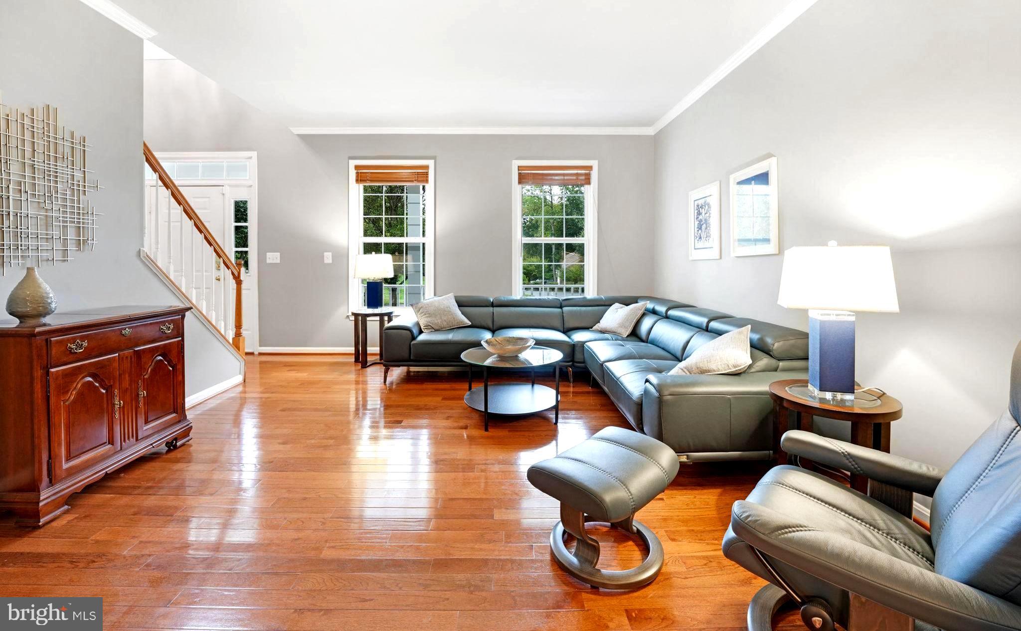 WILLIAMSBURG ESTATES - Residential