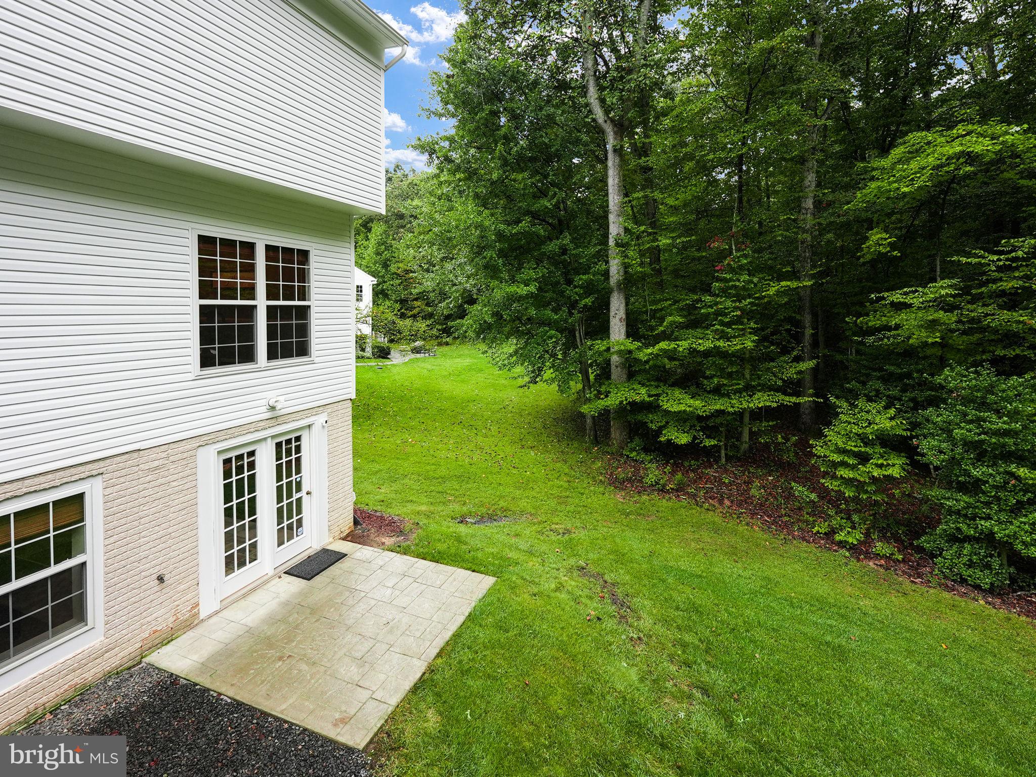 WILLIAMSBURG ESTATES - Residential