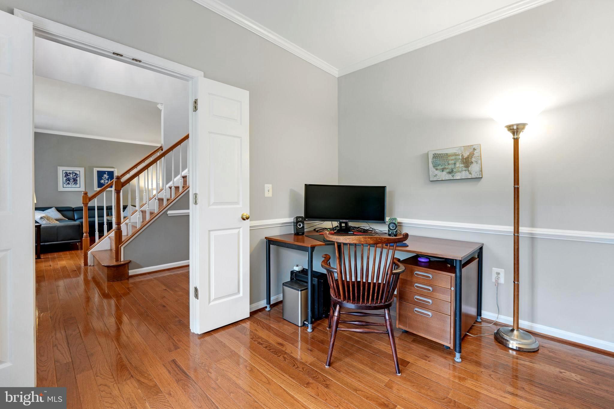 WILLIAMSBURG ESTATES - Residential