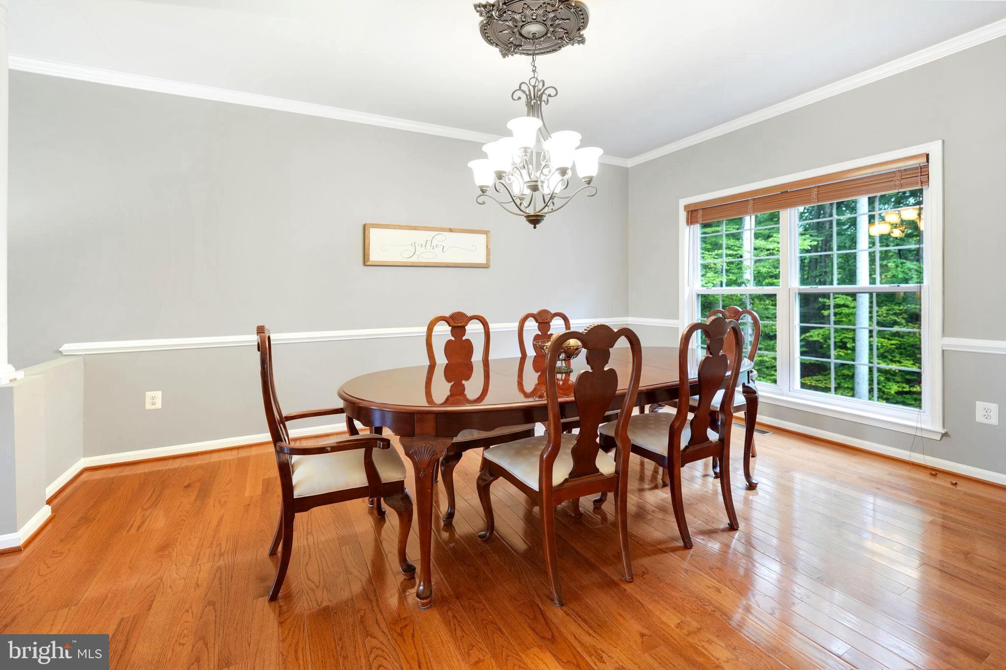 WILLIAMSBURG ESTATES - Residential