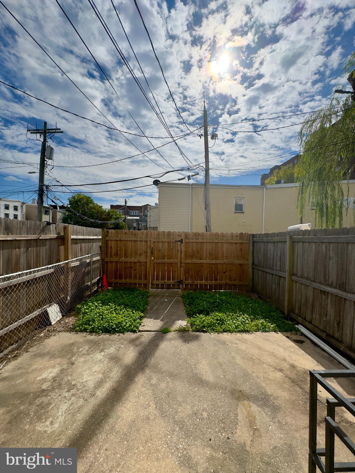 EAST BALTIMORE MIDWAY - Residential Lease