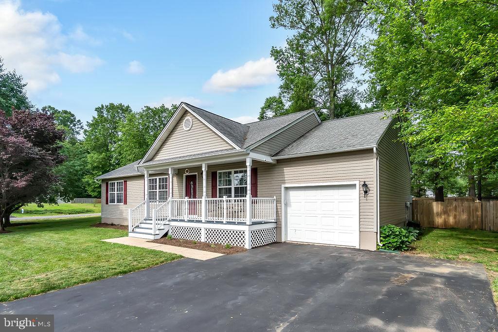 RUFFIN'S POND - Residential