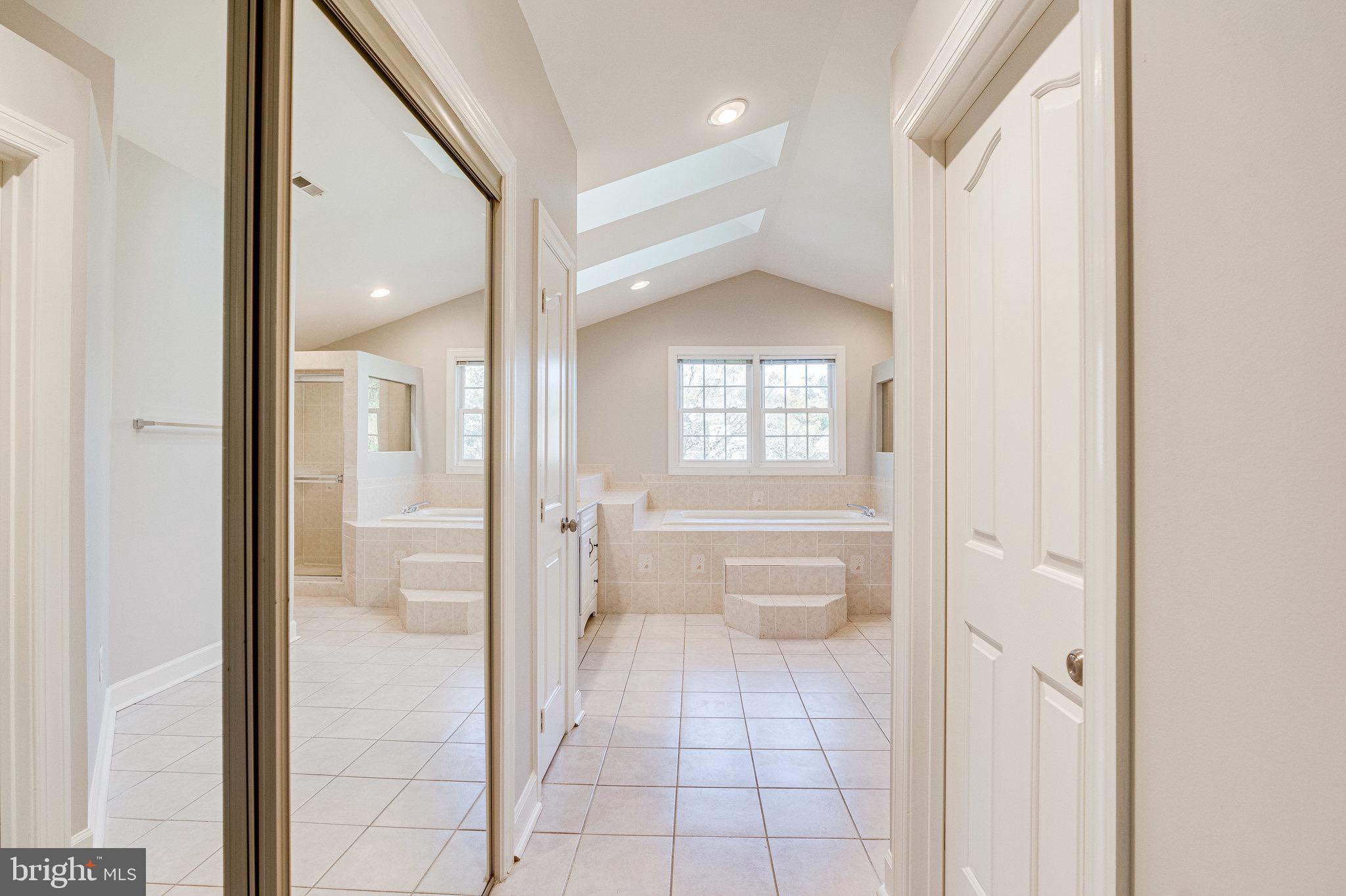 SUGAR CREEK - Residential Lease