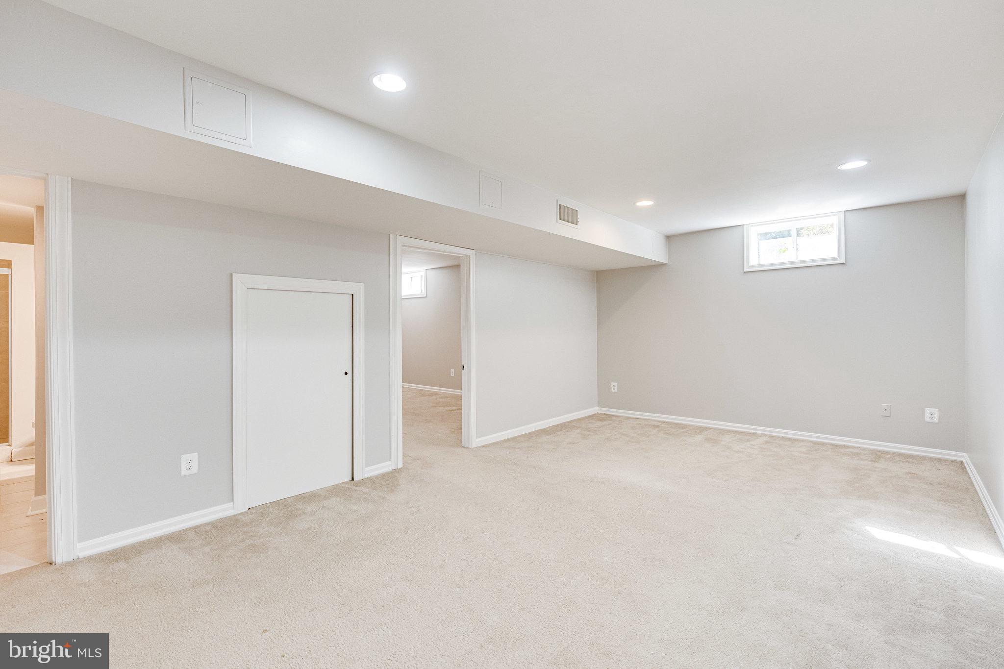 SUGAR CREEK - Residential Lease