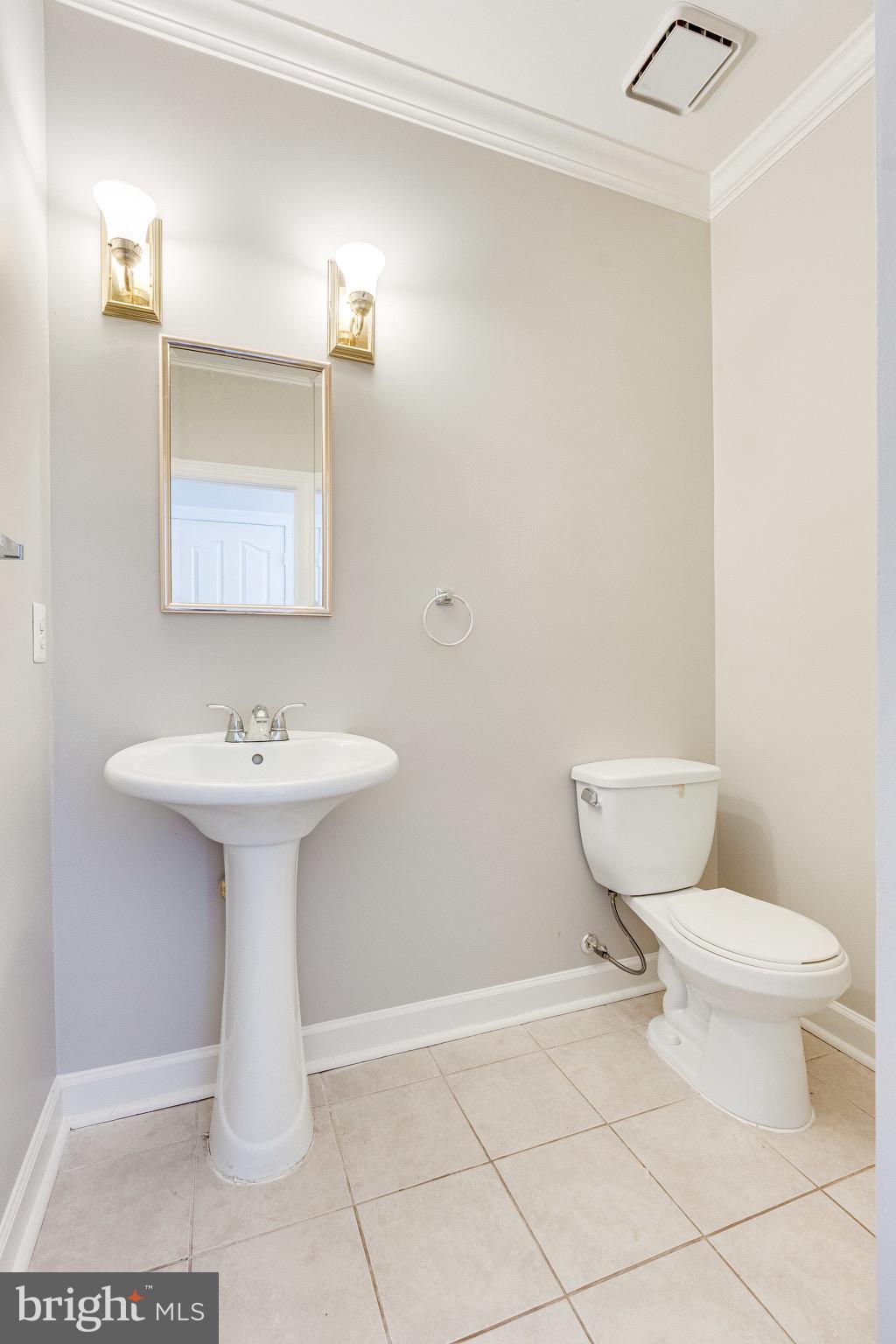 SUGAR CREEK - Residential Lease