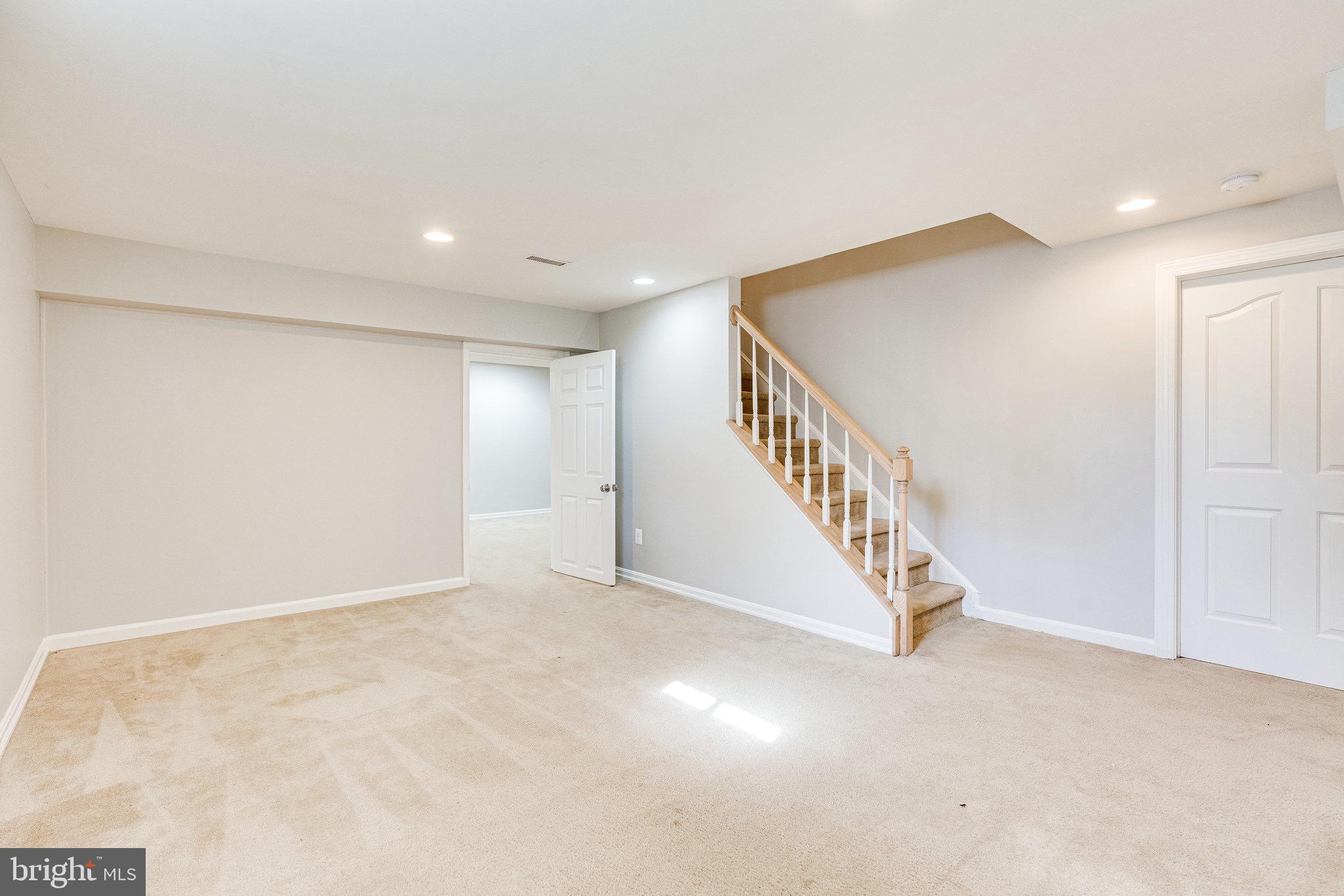 SUGAR CREEK - Residential Lease