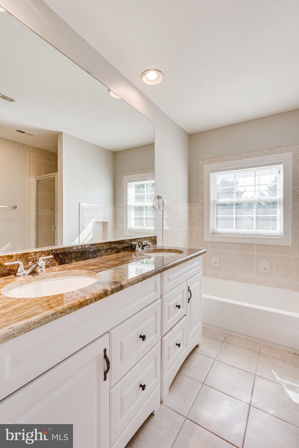 SUGAR CREEK - Residential Lease