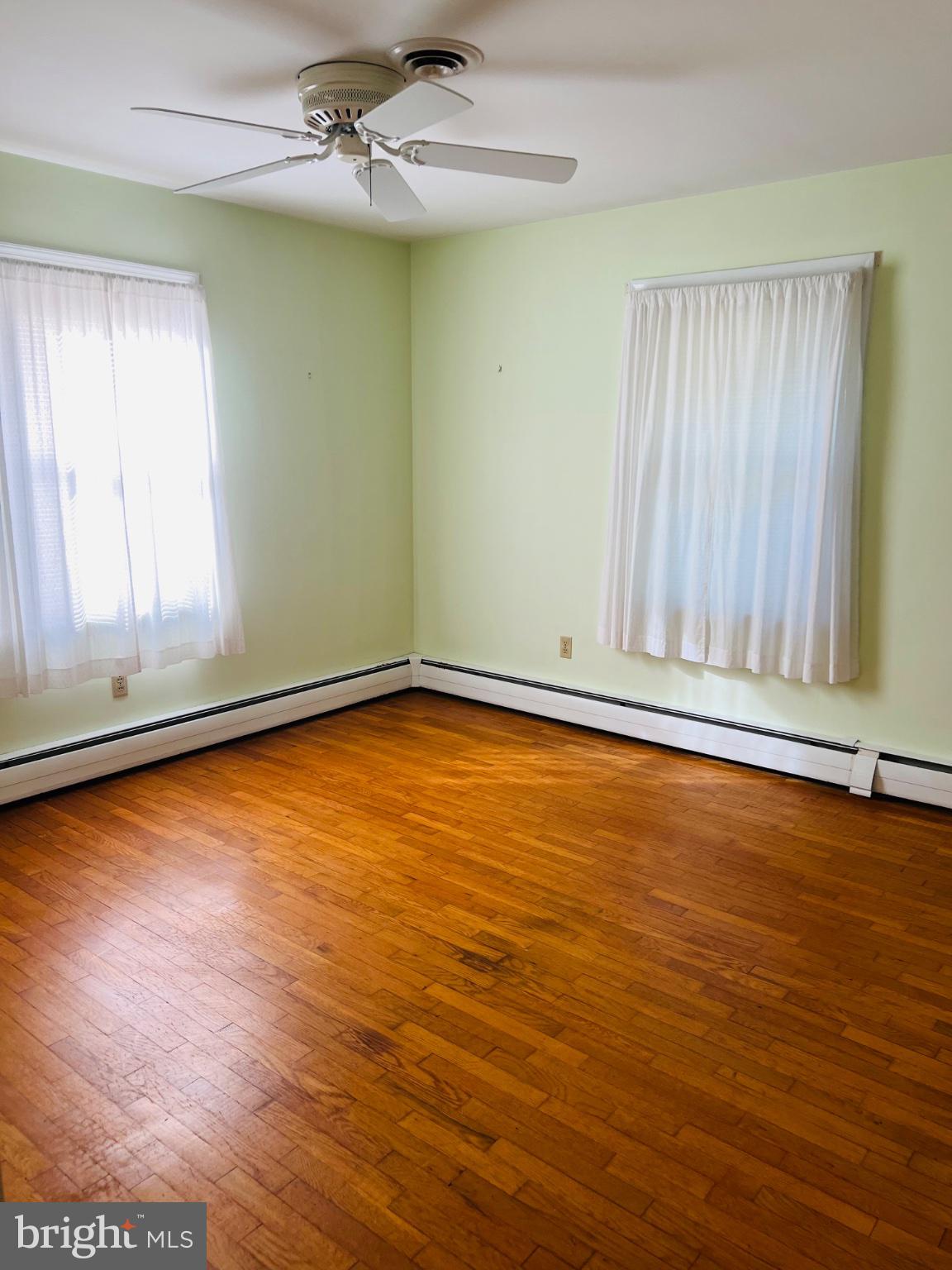 COTTAGE DALE ACRES - Residential