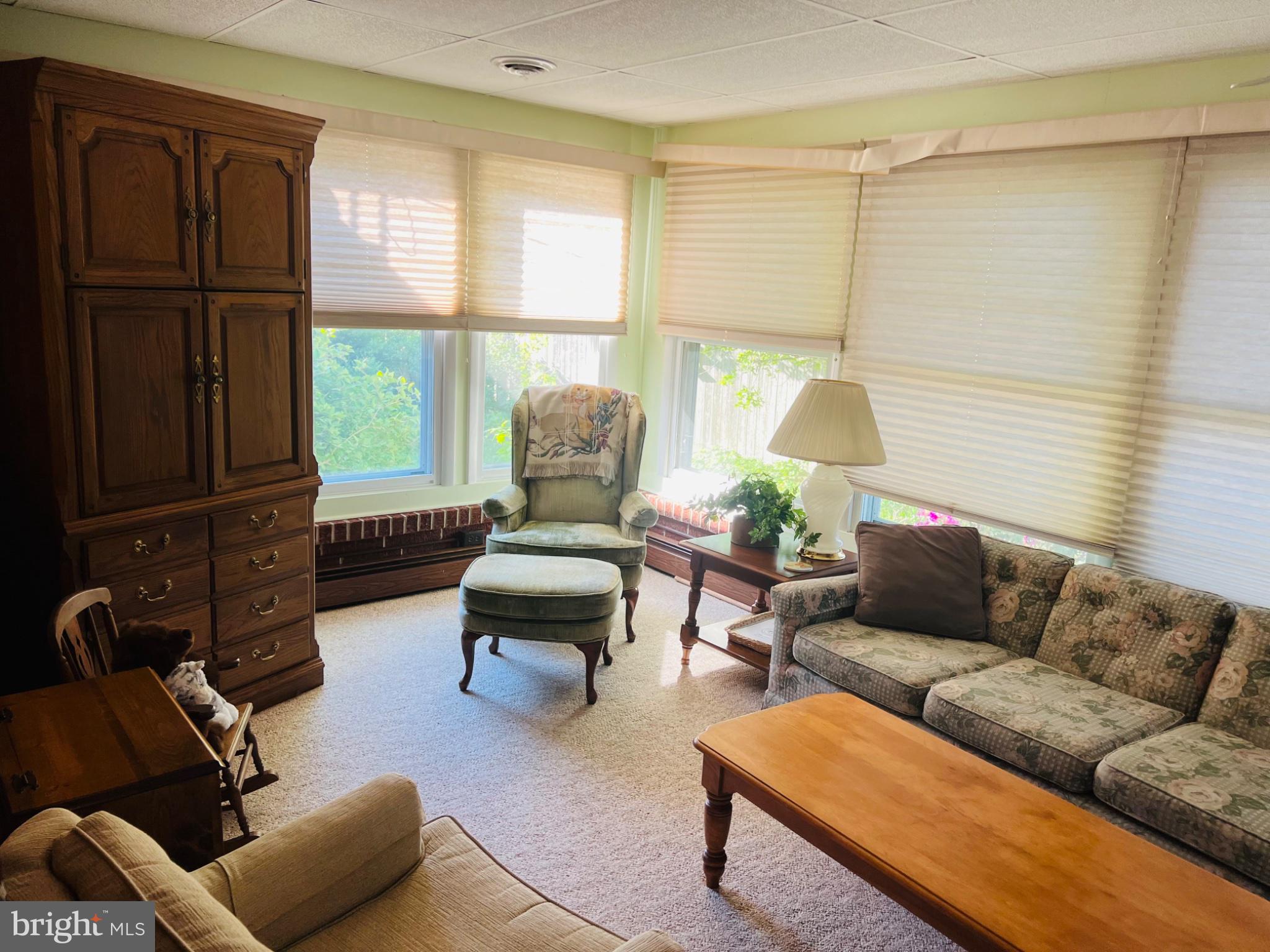 COTTAGE DALE ACRES - Residential