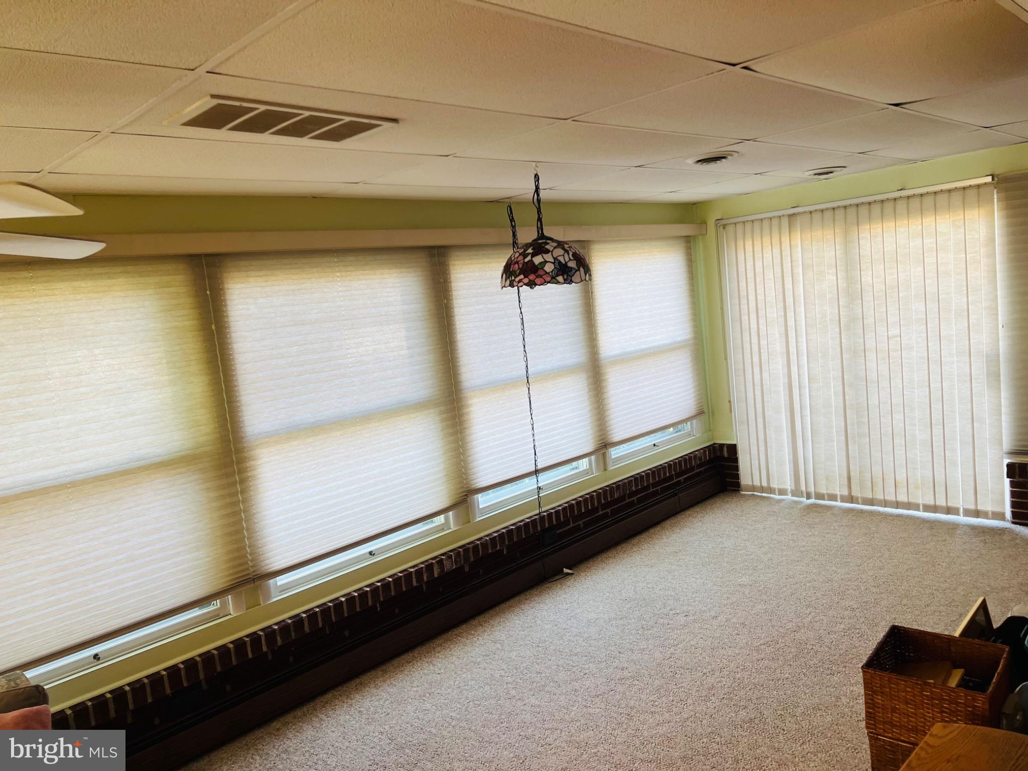 COTTAGE DALE ACRES - Residential