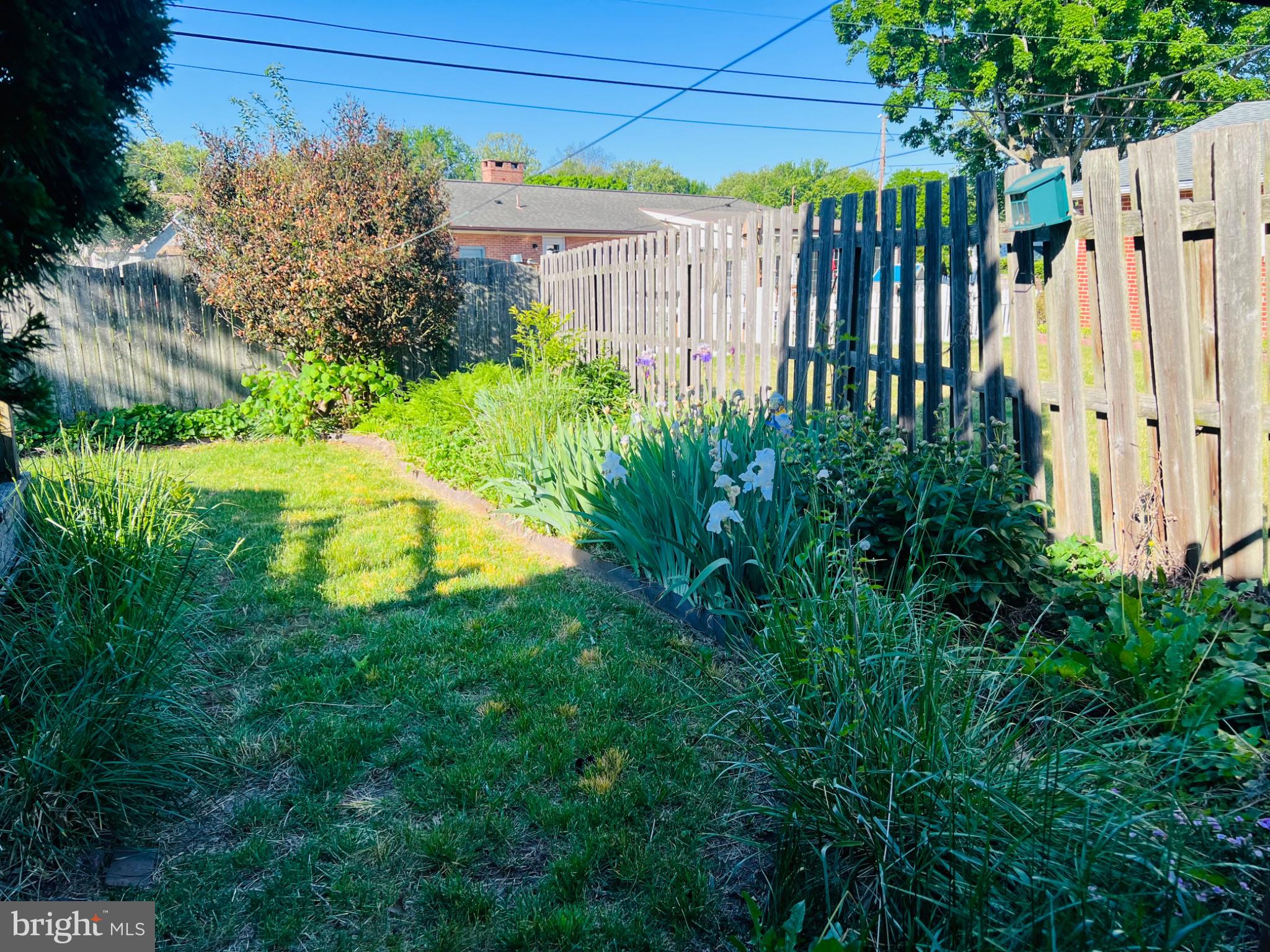 COTTAGE DALE ACRES - Residential