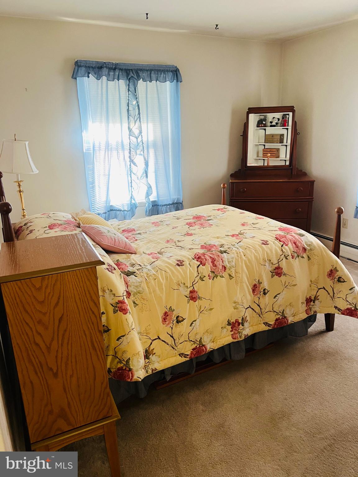 COTTAGE DALE ACRES - Residential
