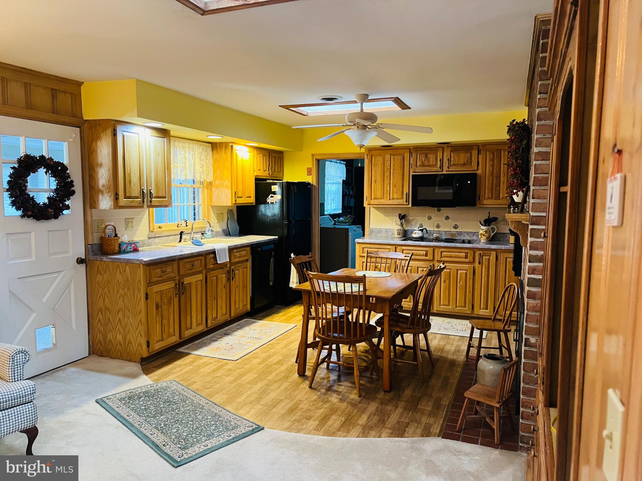 COTTAGE DALE ACRES - Residential