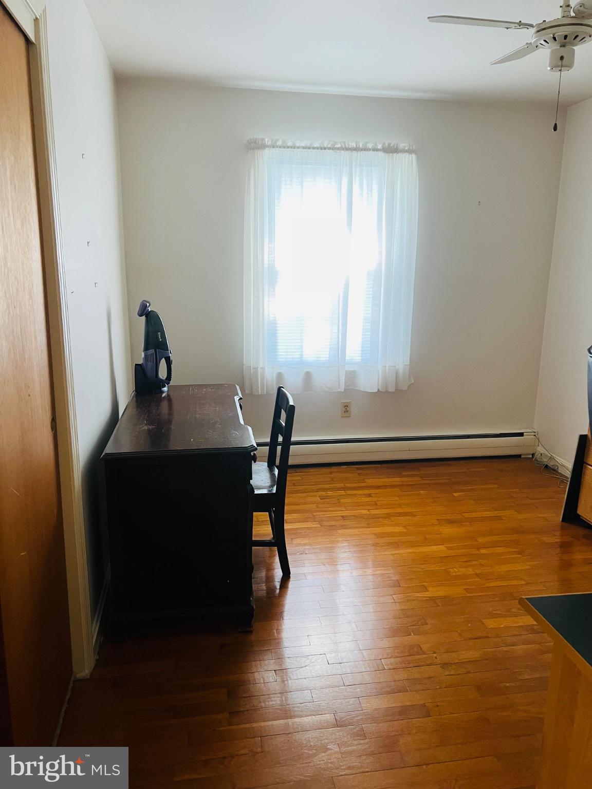 COTTAGE DALE ACRES - Residential