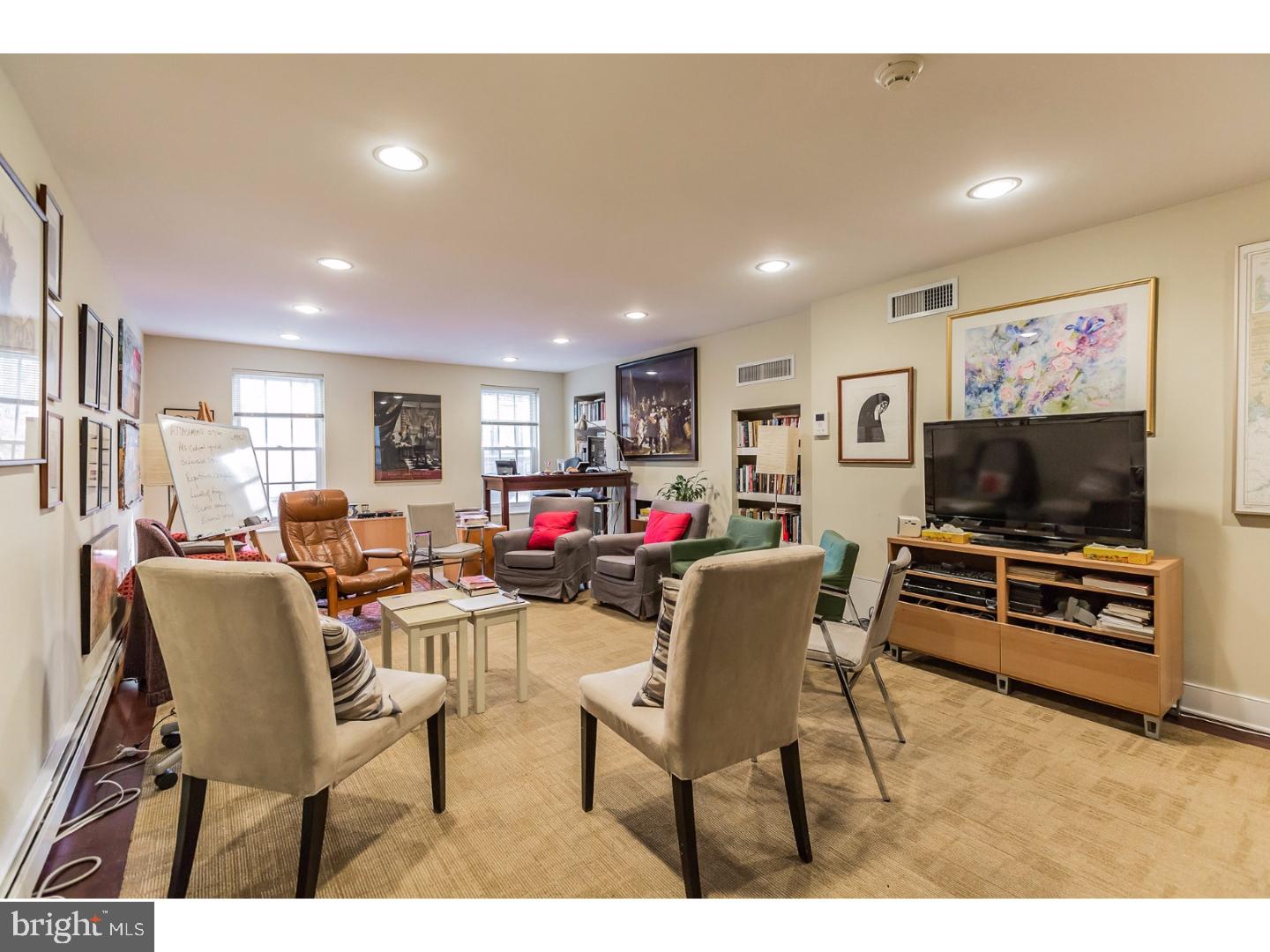 RITTENHOUSE SQUARE - Commercial Sale