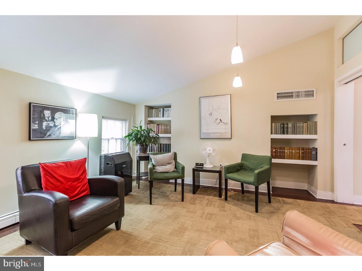 RITTENHOUSE SQUARE - Commercial Sale