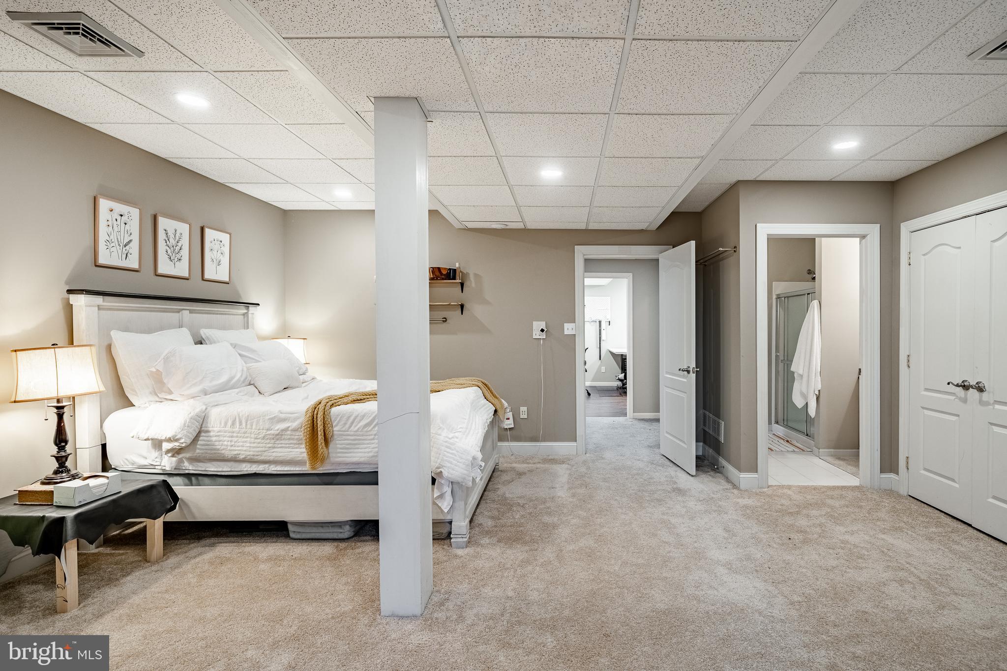 SPRING MOUNT - Residential