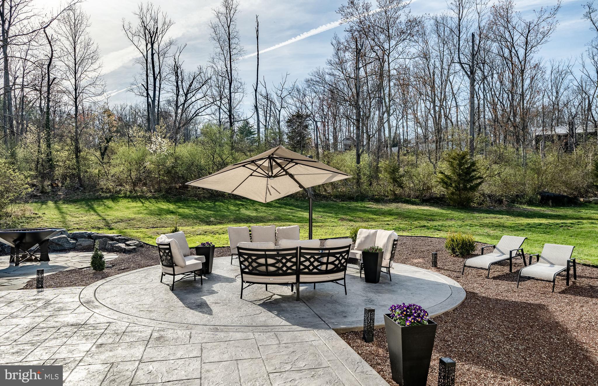SPRING MOUNT - Residential