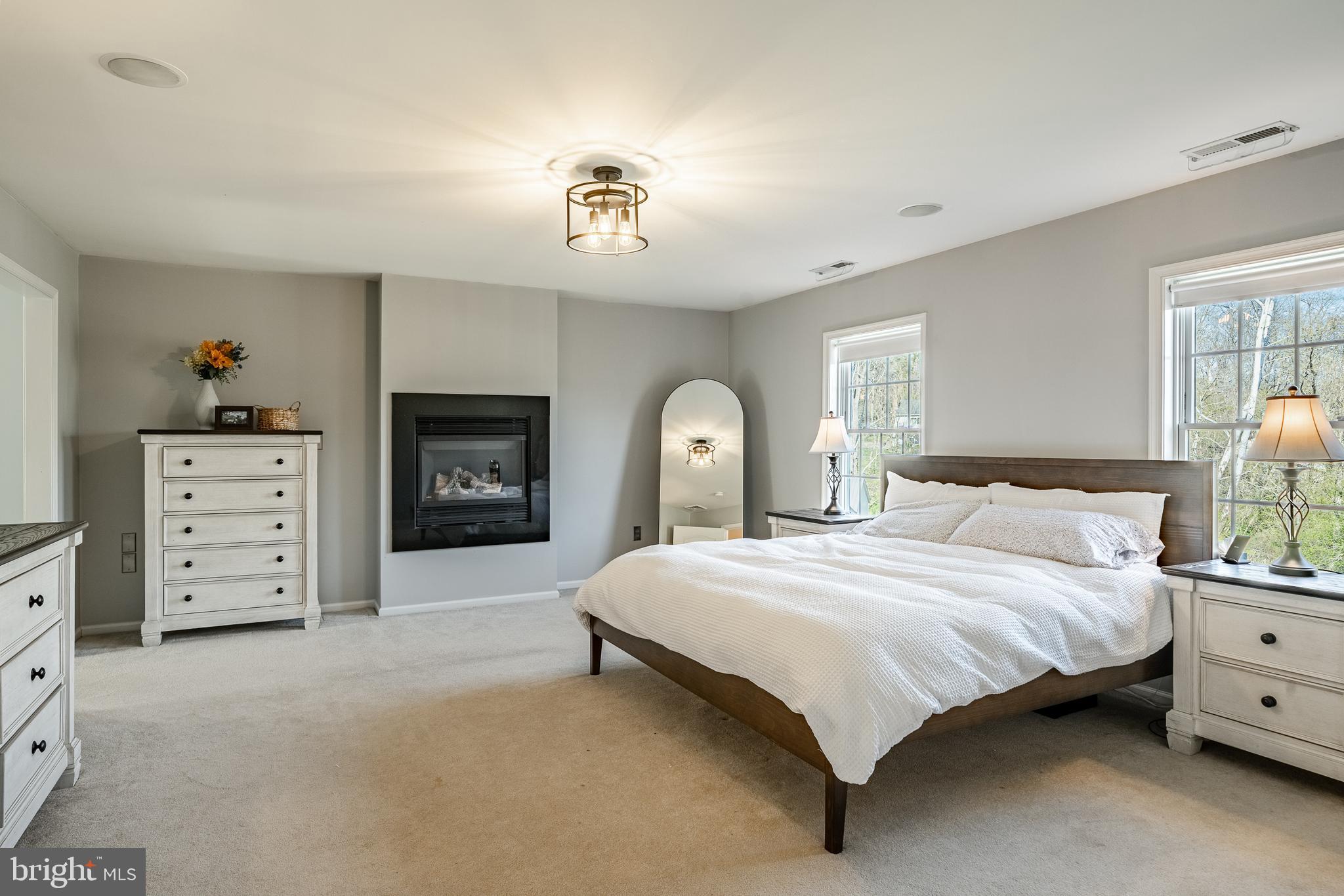 SPRING MOUNT - Residential