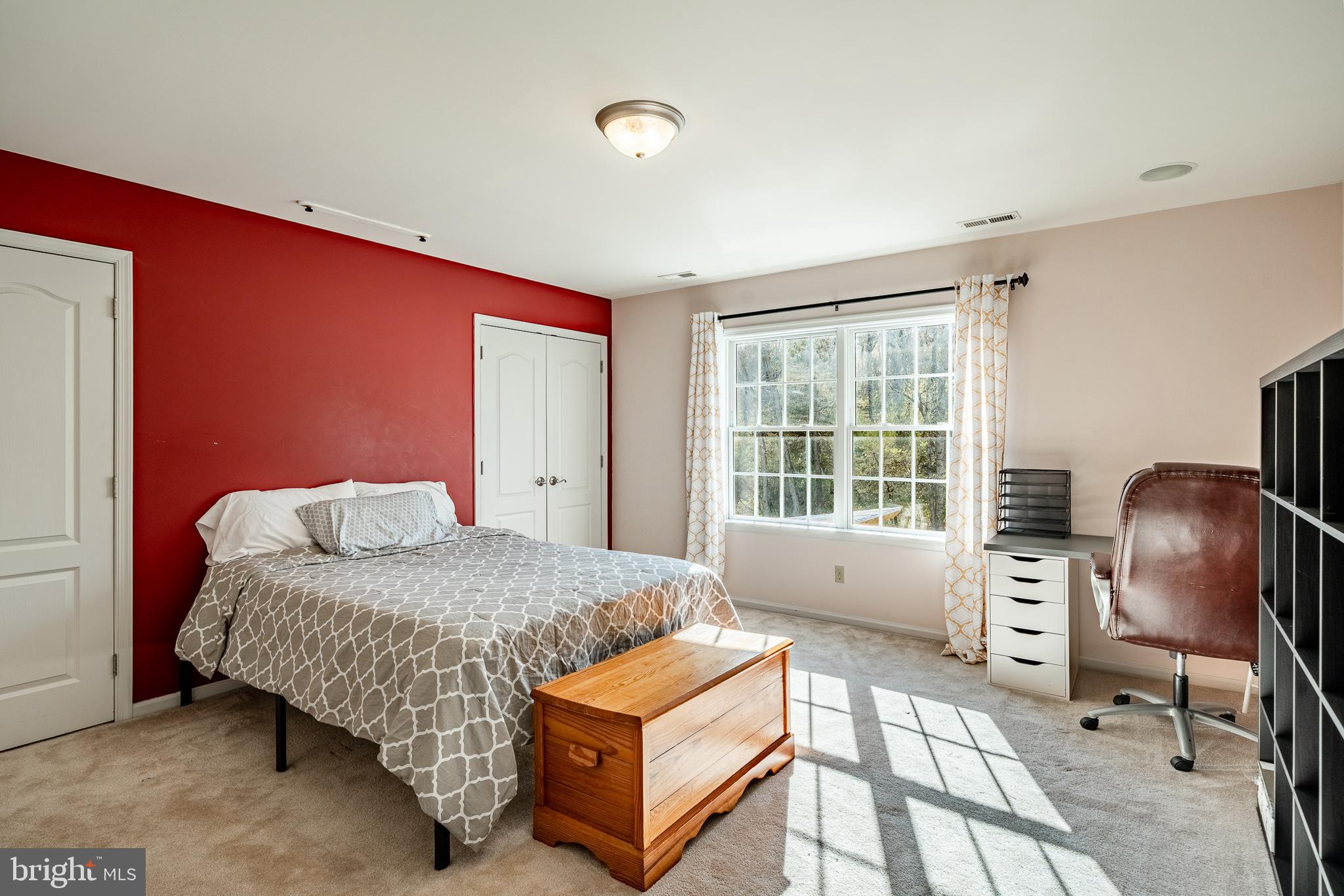 SPRING MOUNT - Residential