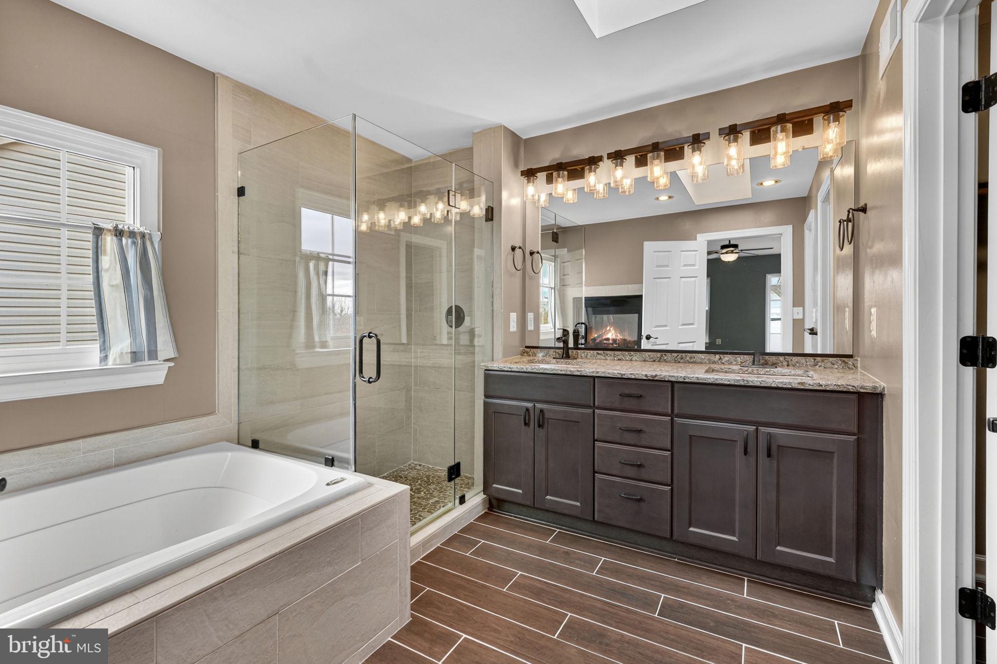 ASHLEIGH - Residential