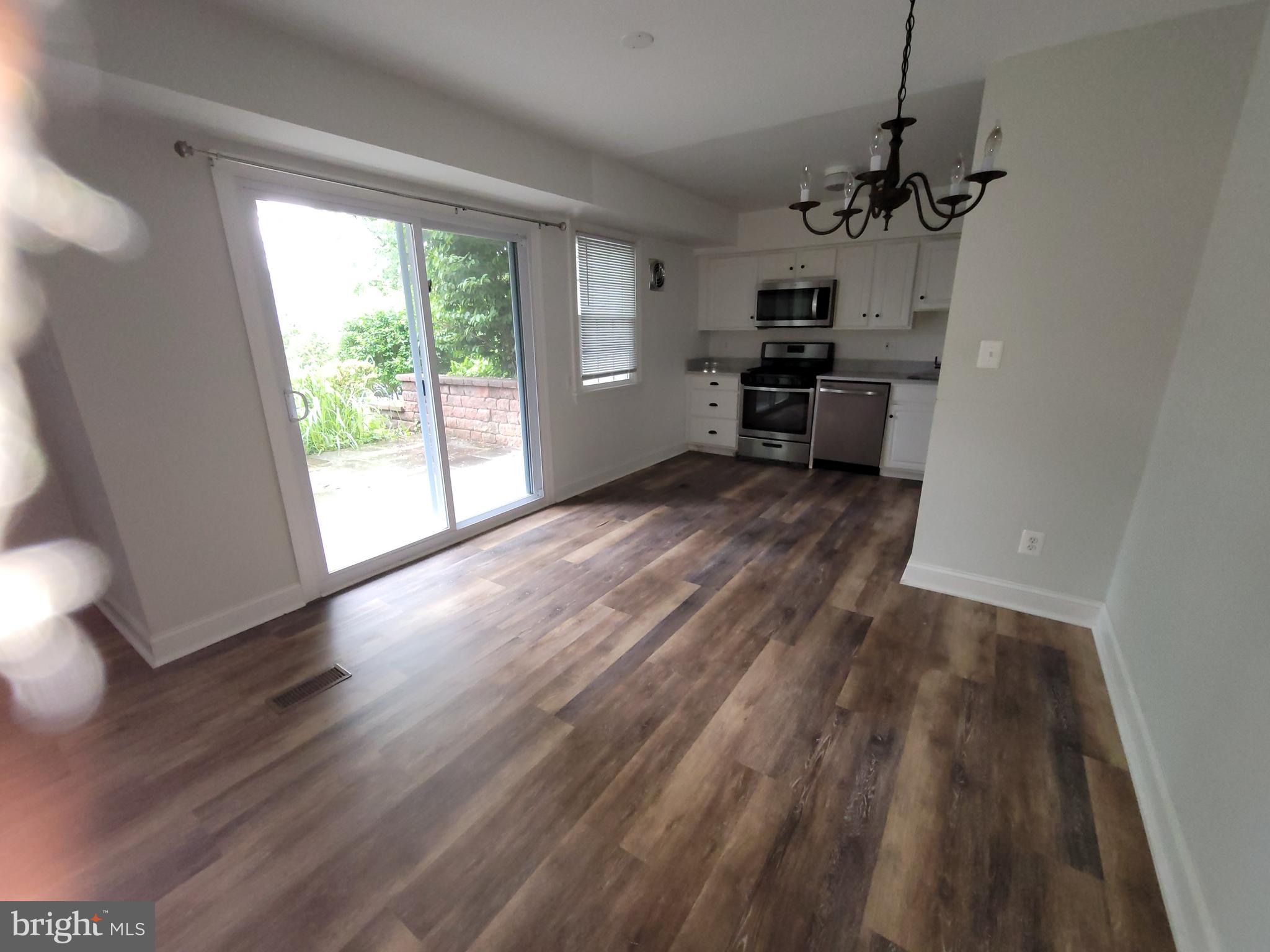 367 HOMELAND SOUTHWAY 1B