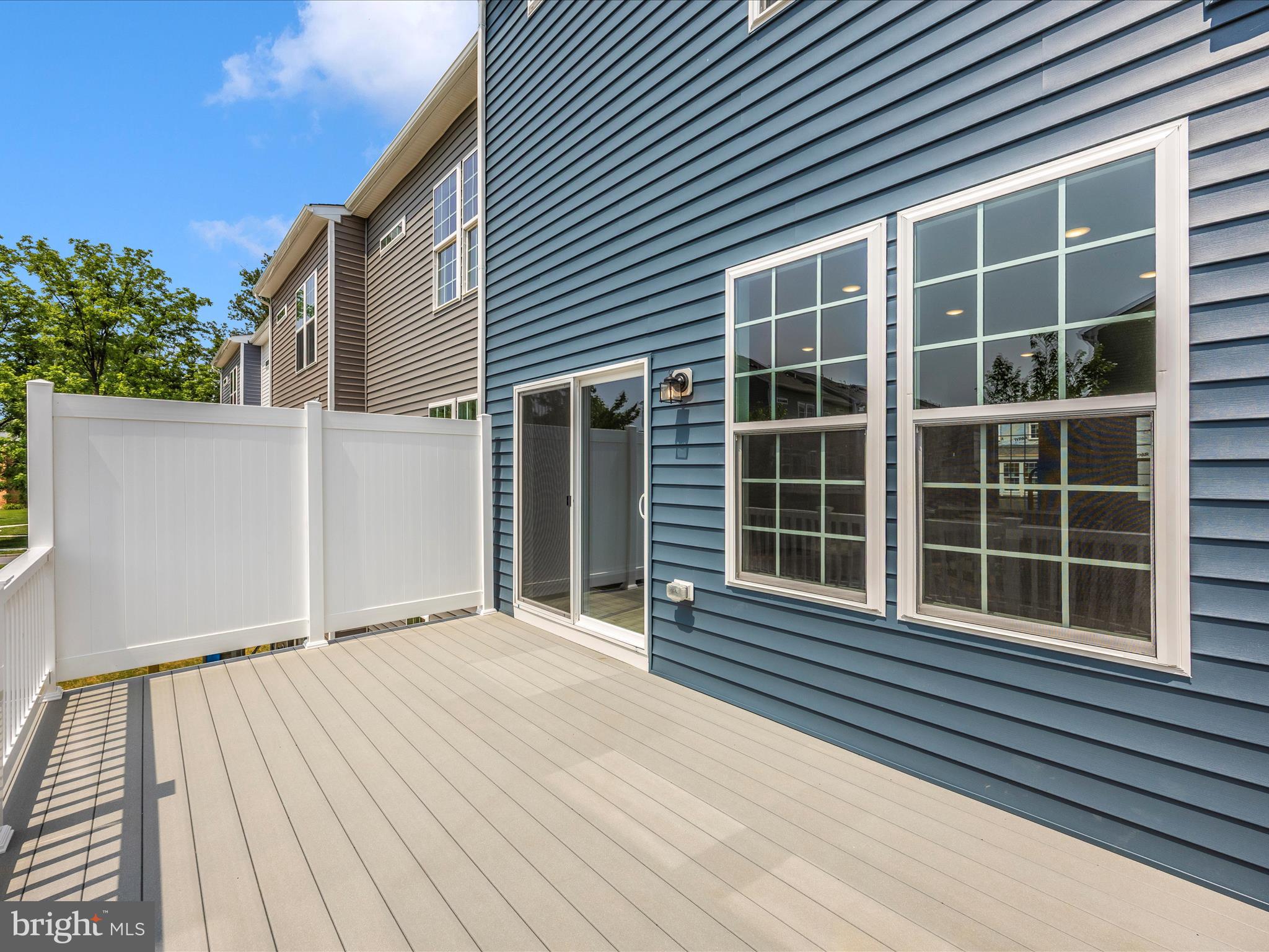 SPRING BANK - Residential