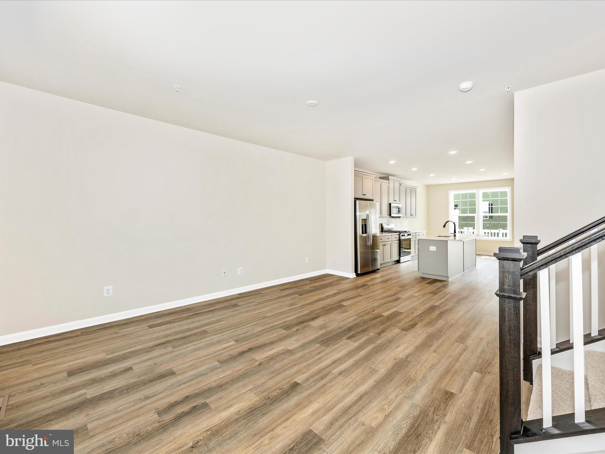 SPRING BANK - Residential