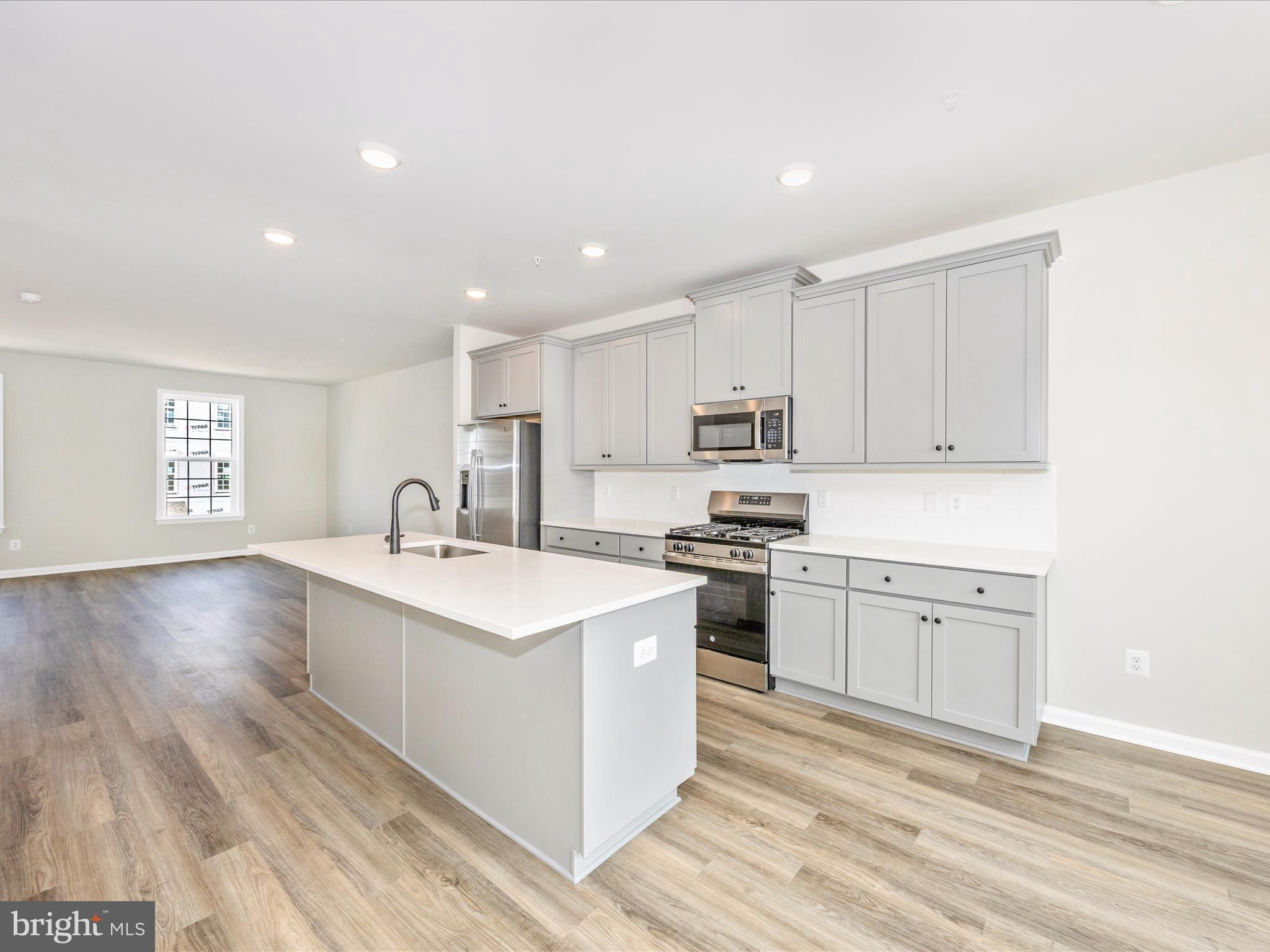 SPRING BANK - Residential